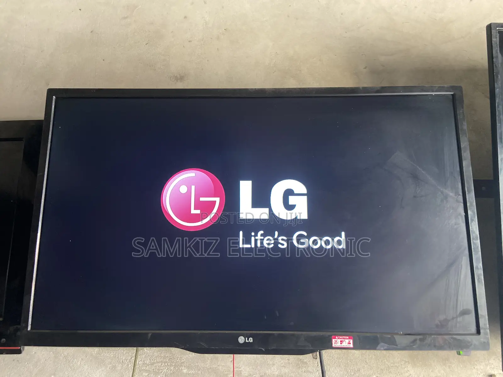 32 Inch Lg Led Non Smart Tv (Direct Uk Used)