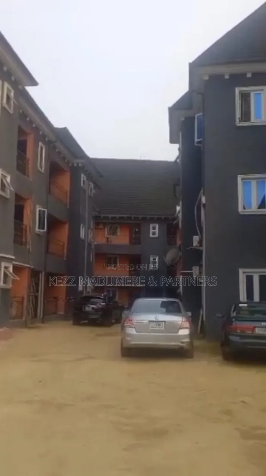 20bdrm Block of Flats in Cedarwood Estate for sale