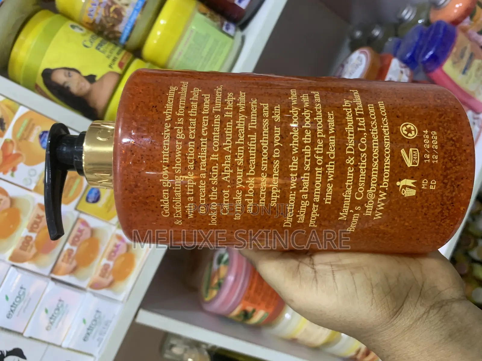 Golden Glow Intense Whitening Shower Bath
