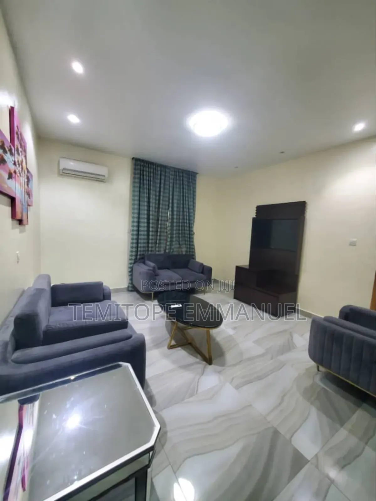 Commercial 82room Hotel on 3666sqm Land C of O
