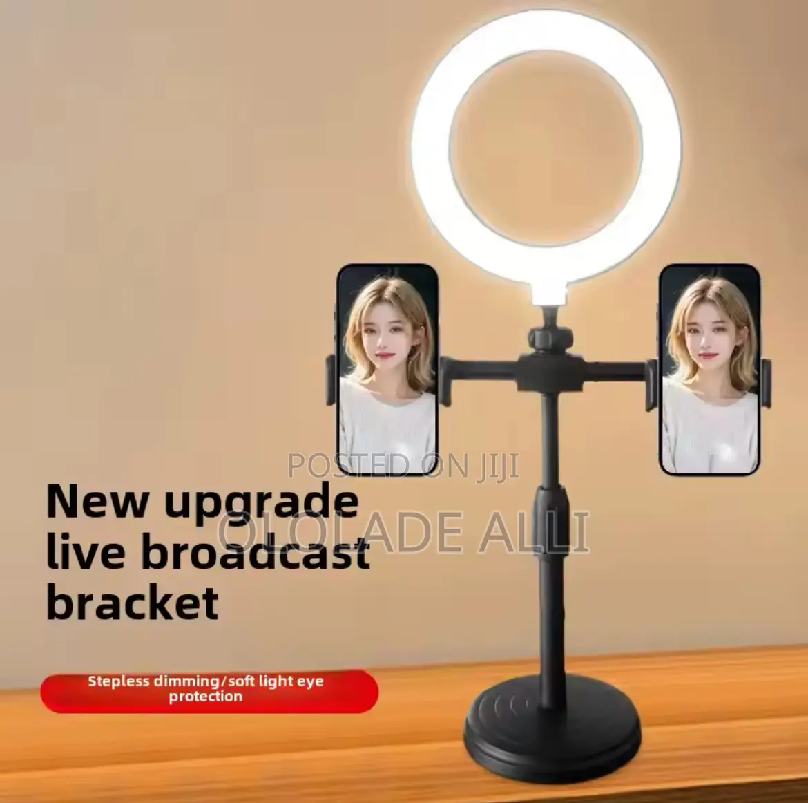 Live Broadcast Desk Stand With 3 Mobile