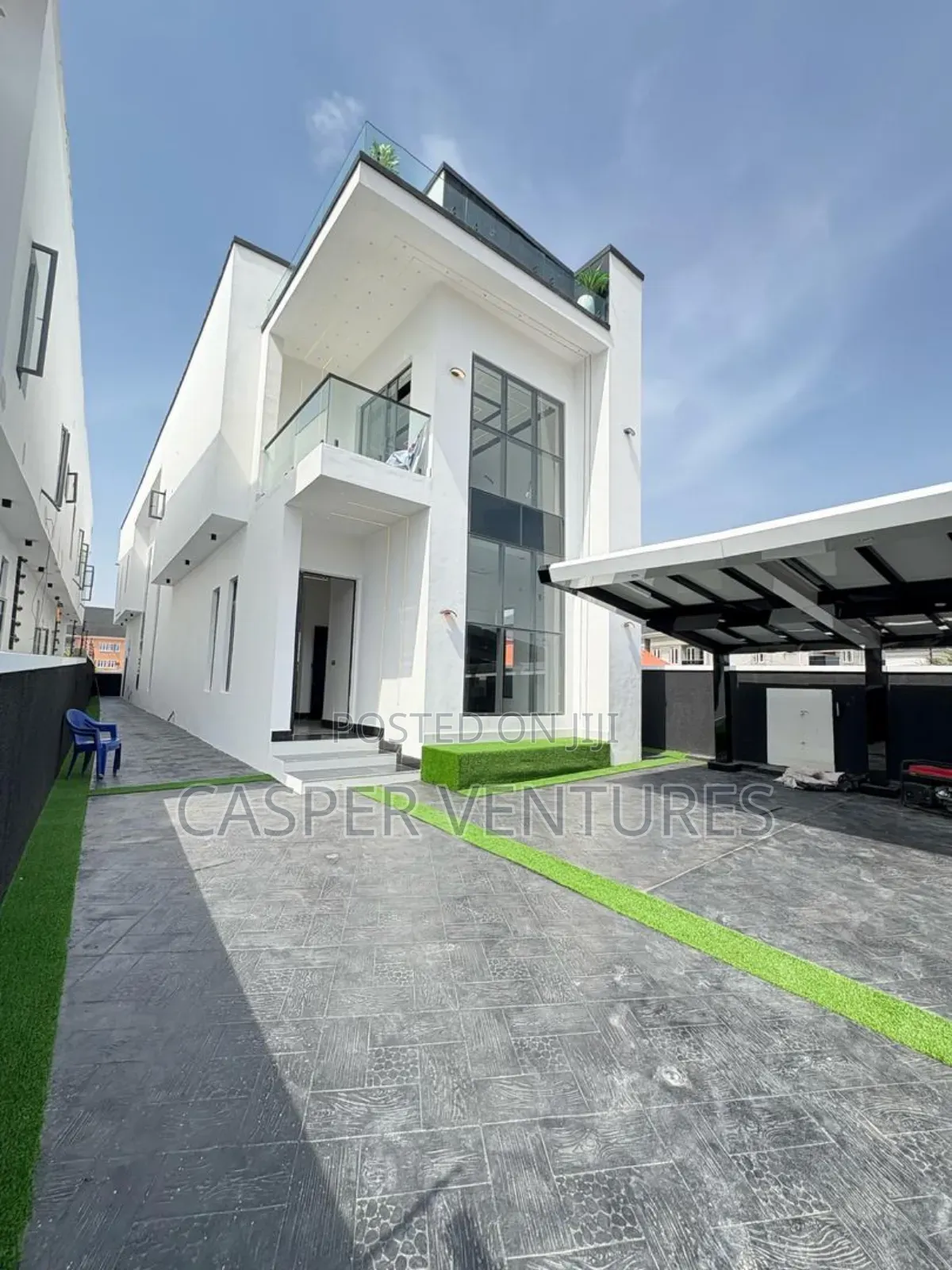 5bdrm Duplex in Terra, Sangotedo for sale