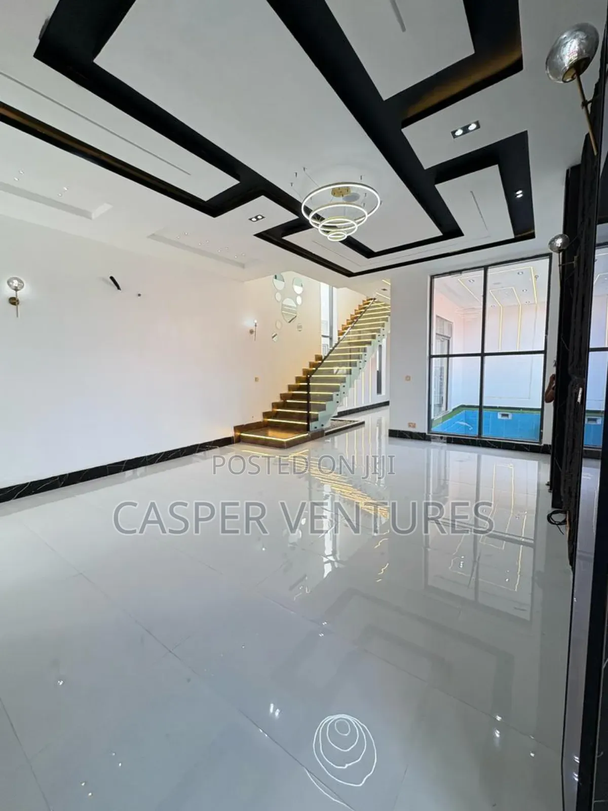 5bdrm Duplex in Terra, Sangotedo for sale