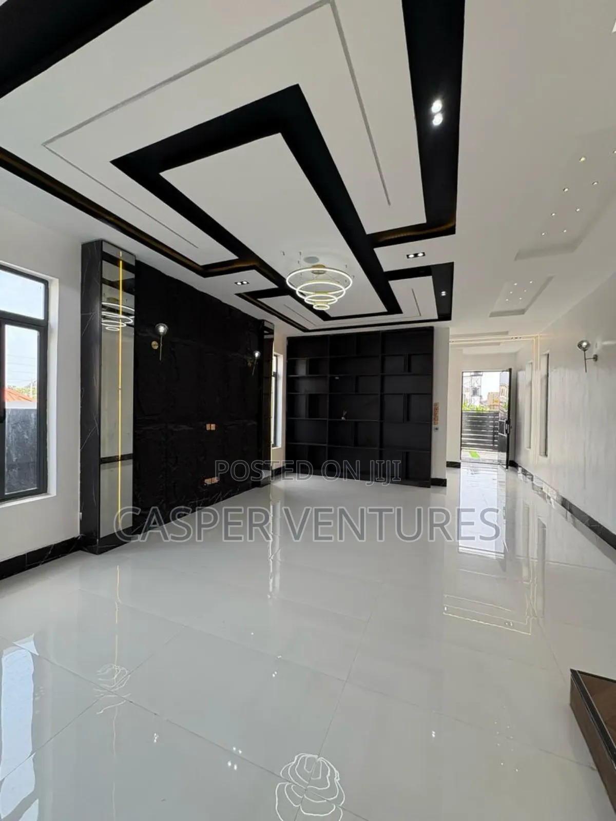 5bdrm Duplex in Terra, Sangotedo for sale