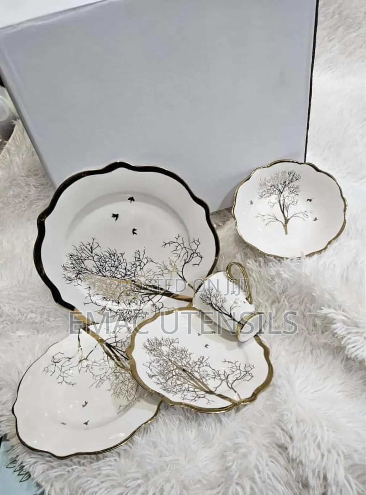 Luxury English 30 Pieces Dinner Set