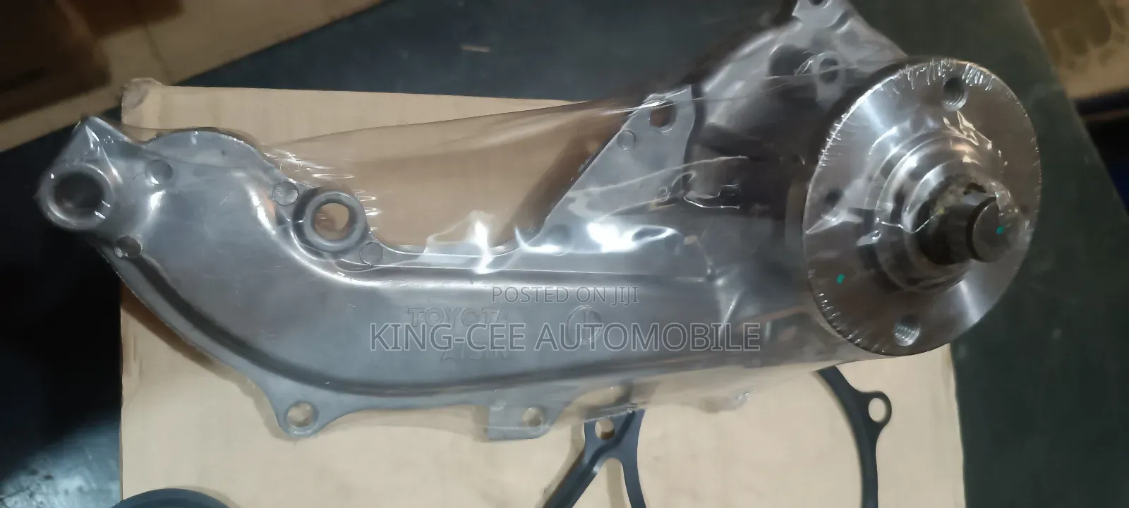 Water Pump for Toyota Prado, Hilux ,Coaster