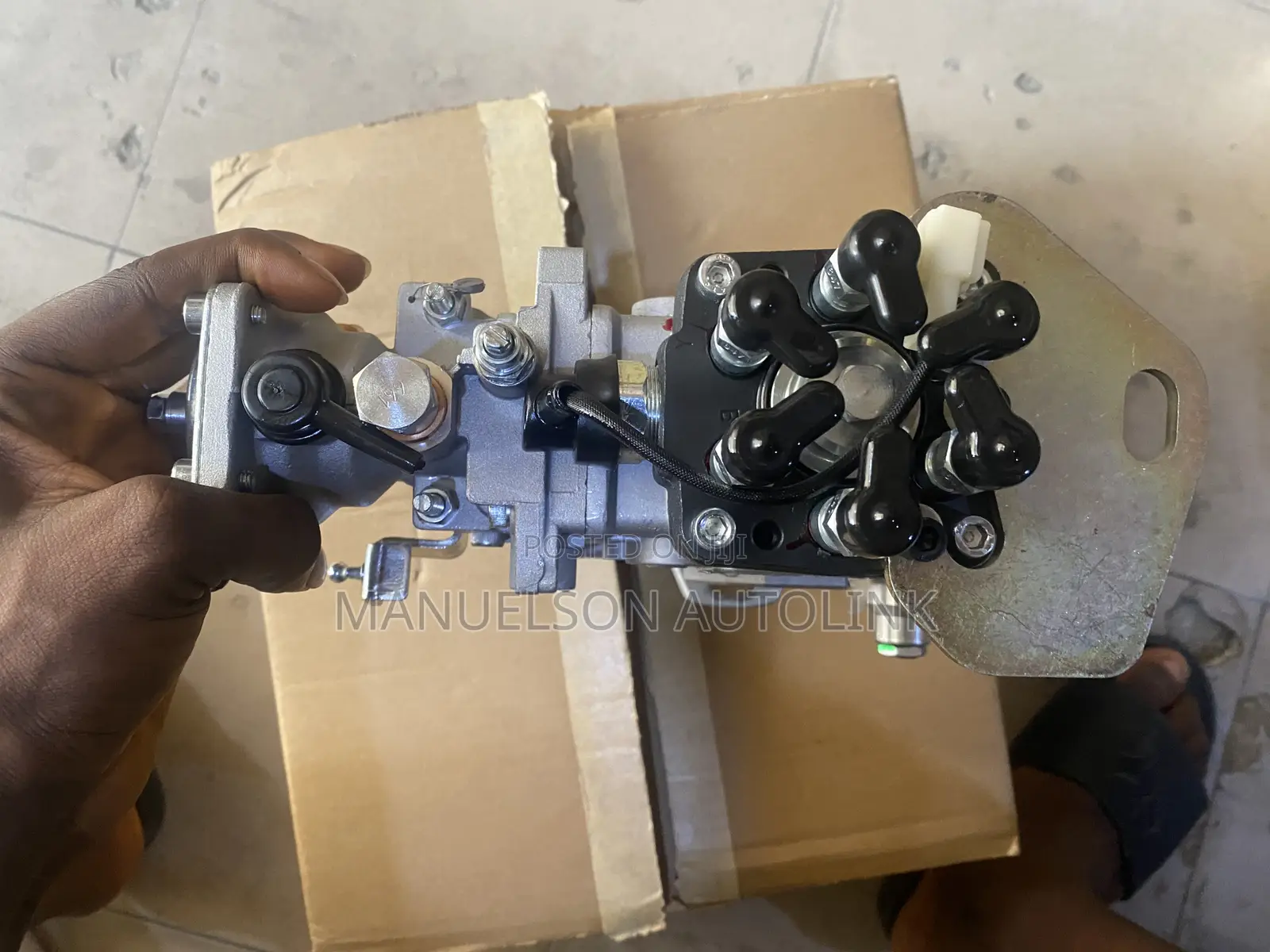 Injector Pump for Hilux,Landcruiser Diesel 1hz 22100-1c201