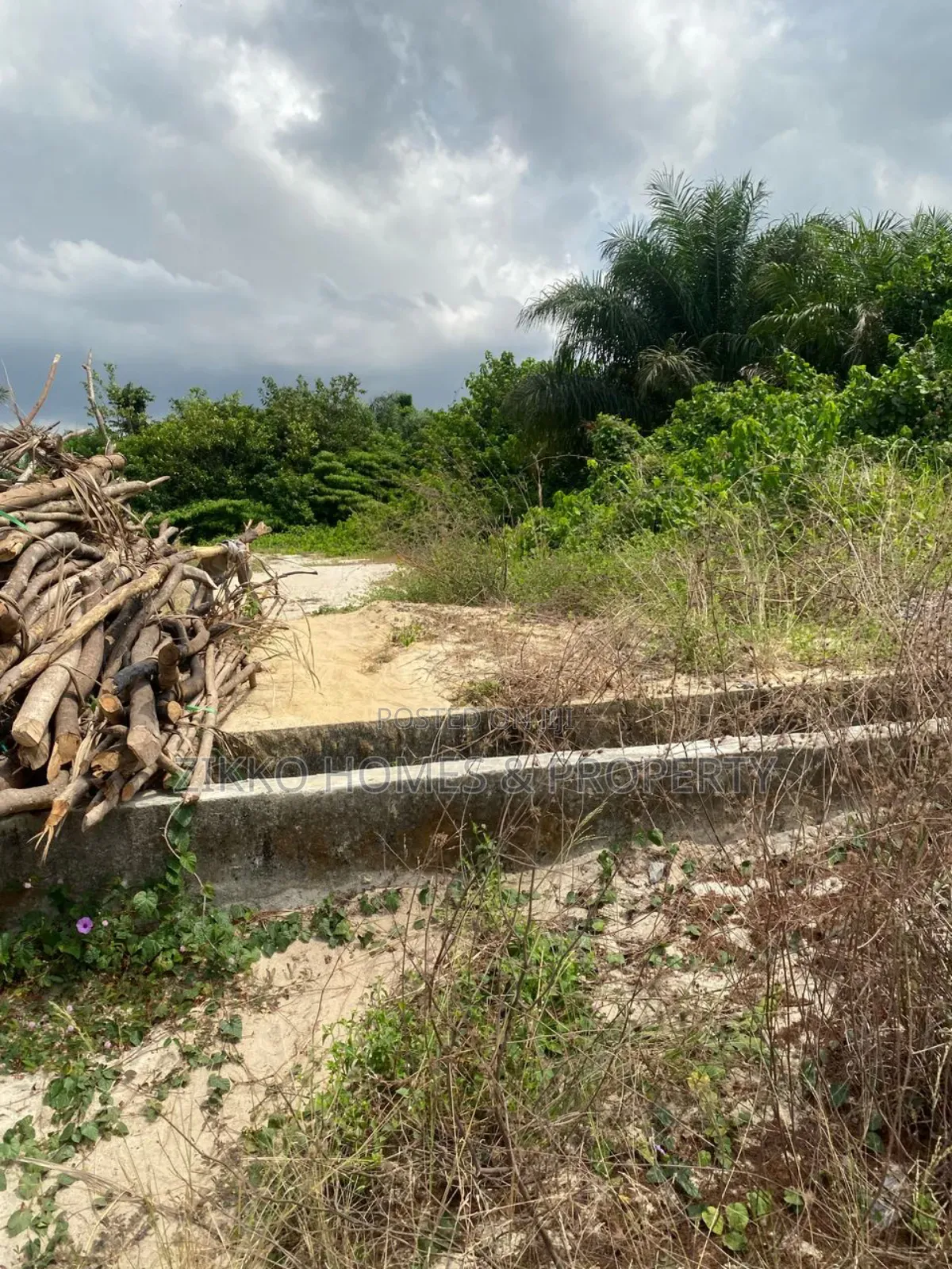 Land for Sale at Ajayi Apata