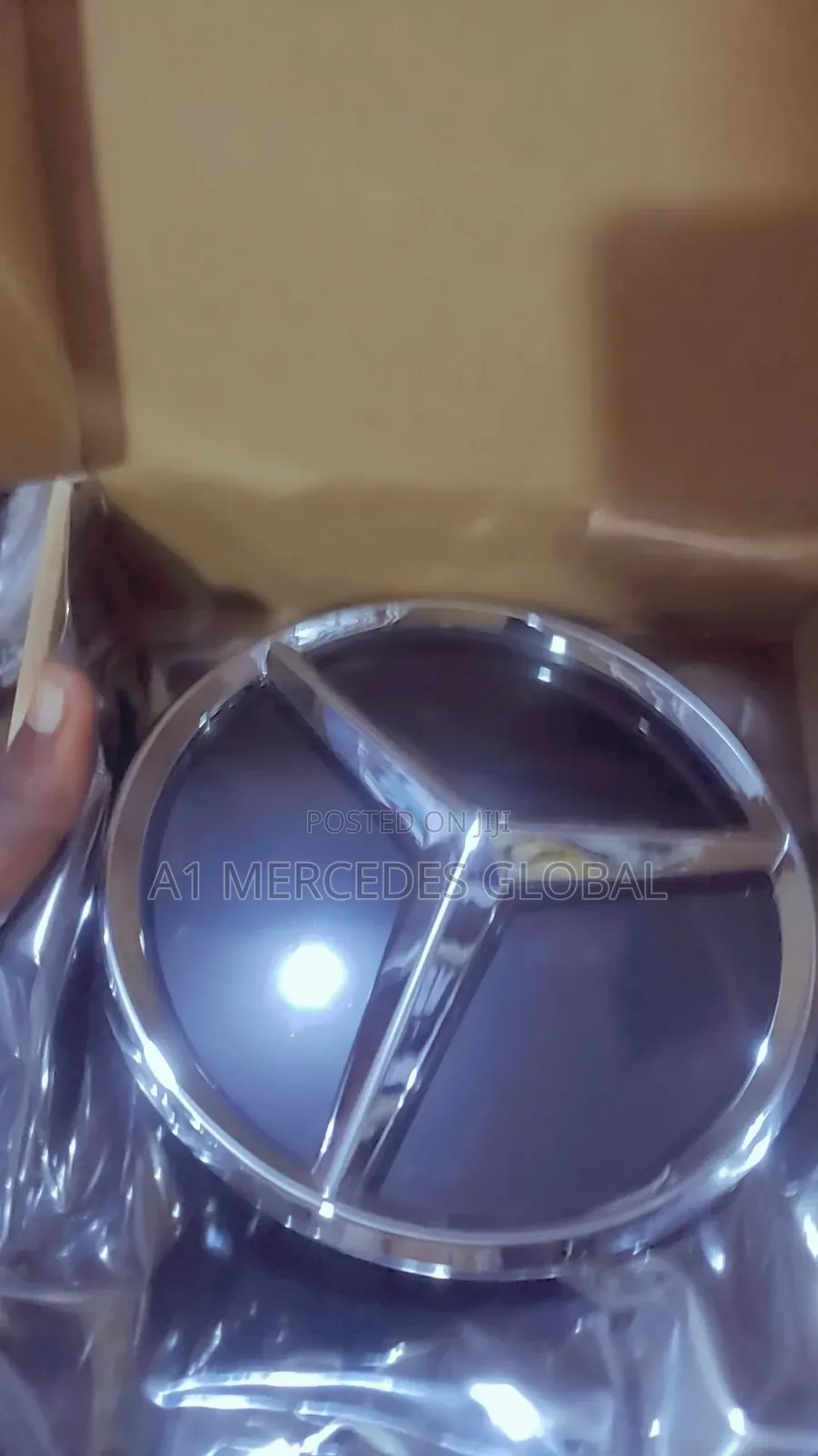 Mercedes-Benz Front Grill Star Logo