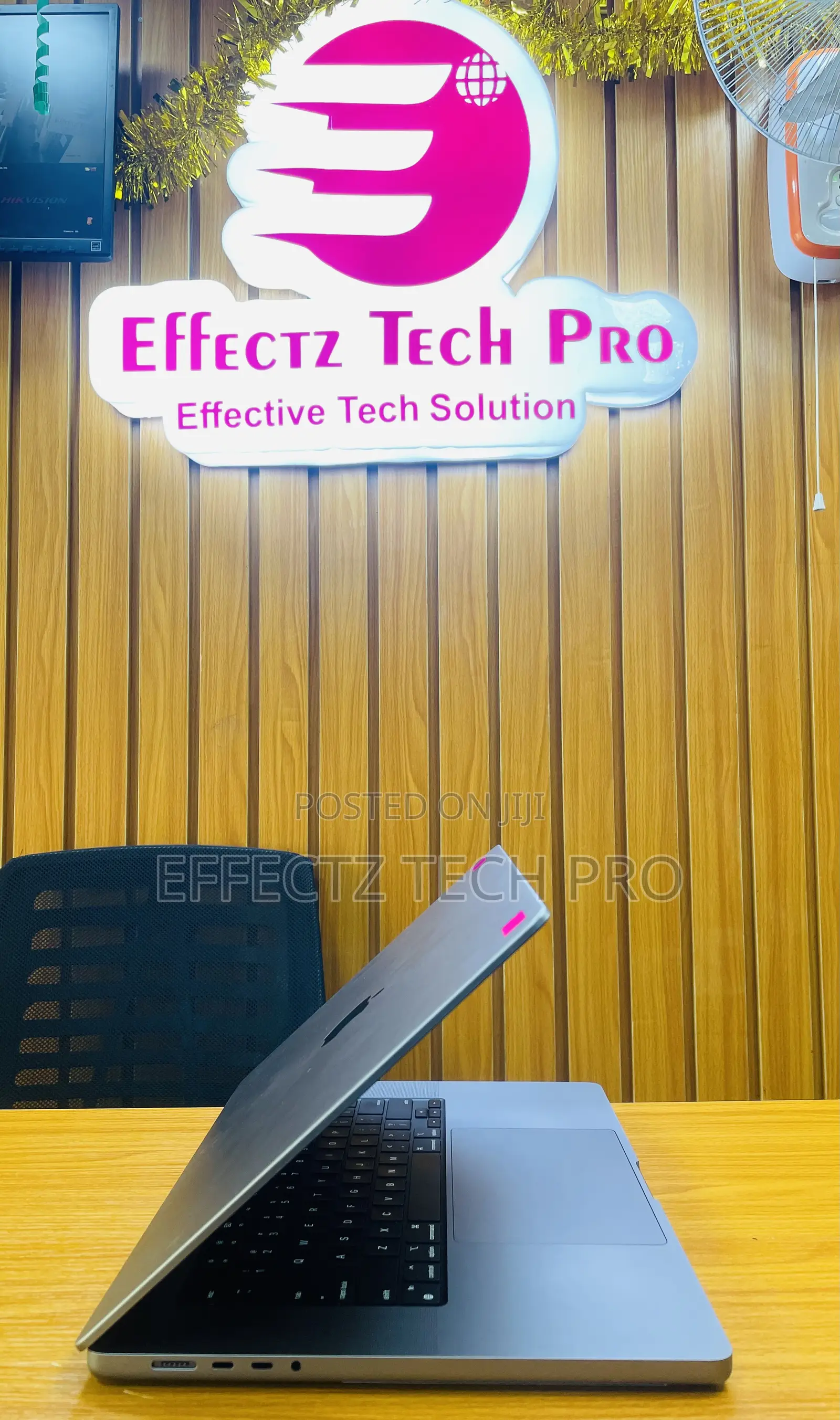 Laptop Apple MacBook Pro 16GB Apple M1 Pro SSD 512GB