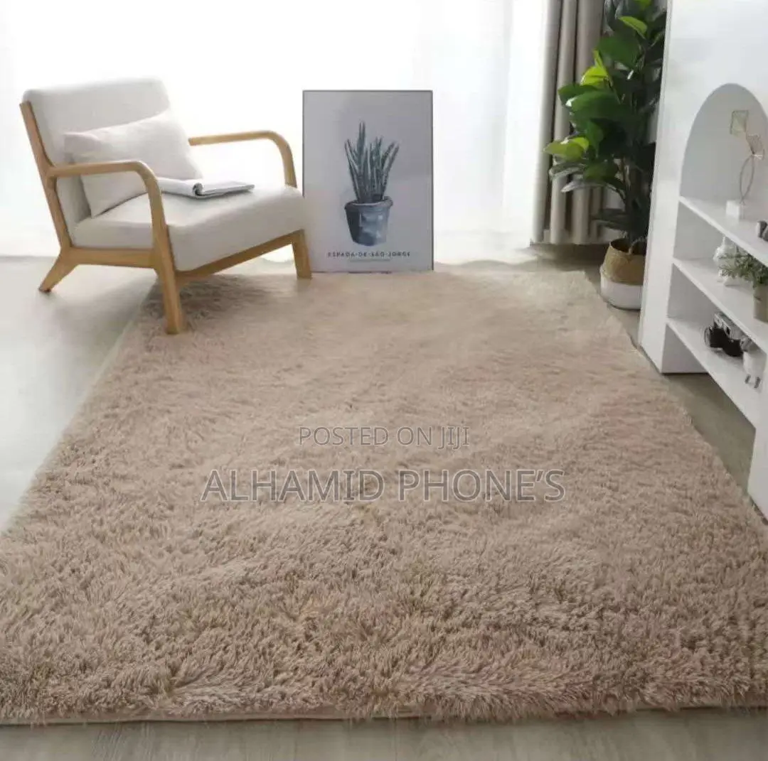 Fluffy Centre Rug