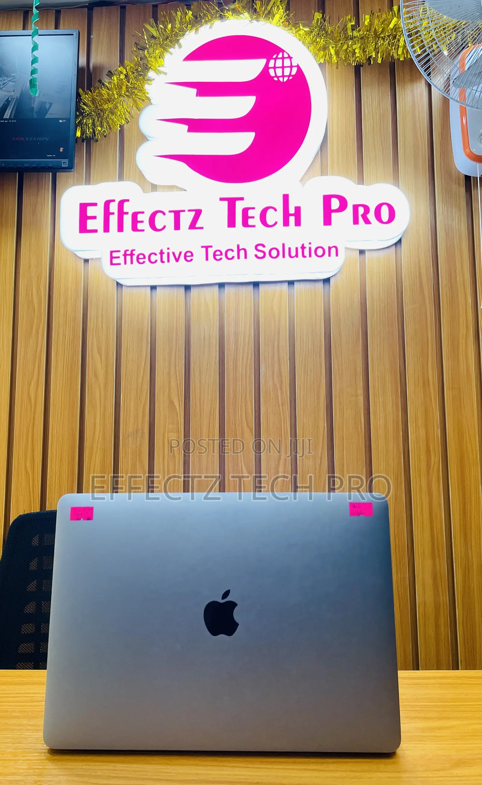 Laptop Apple MacBook Pro 2020 16GB Intel Core i5 SSD 512GB