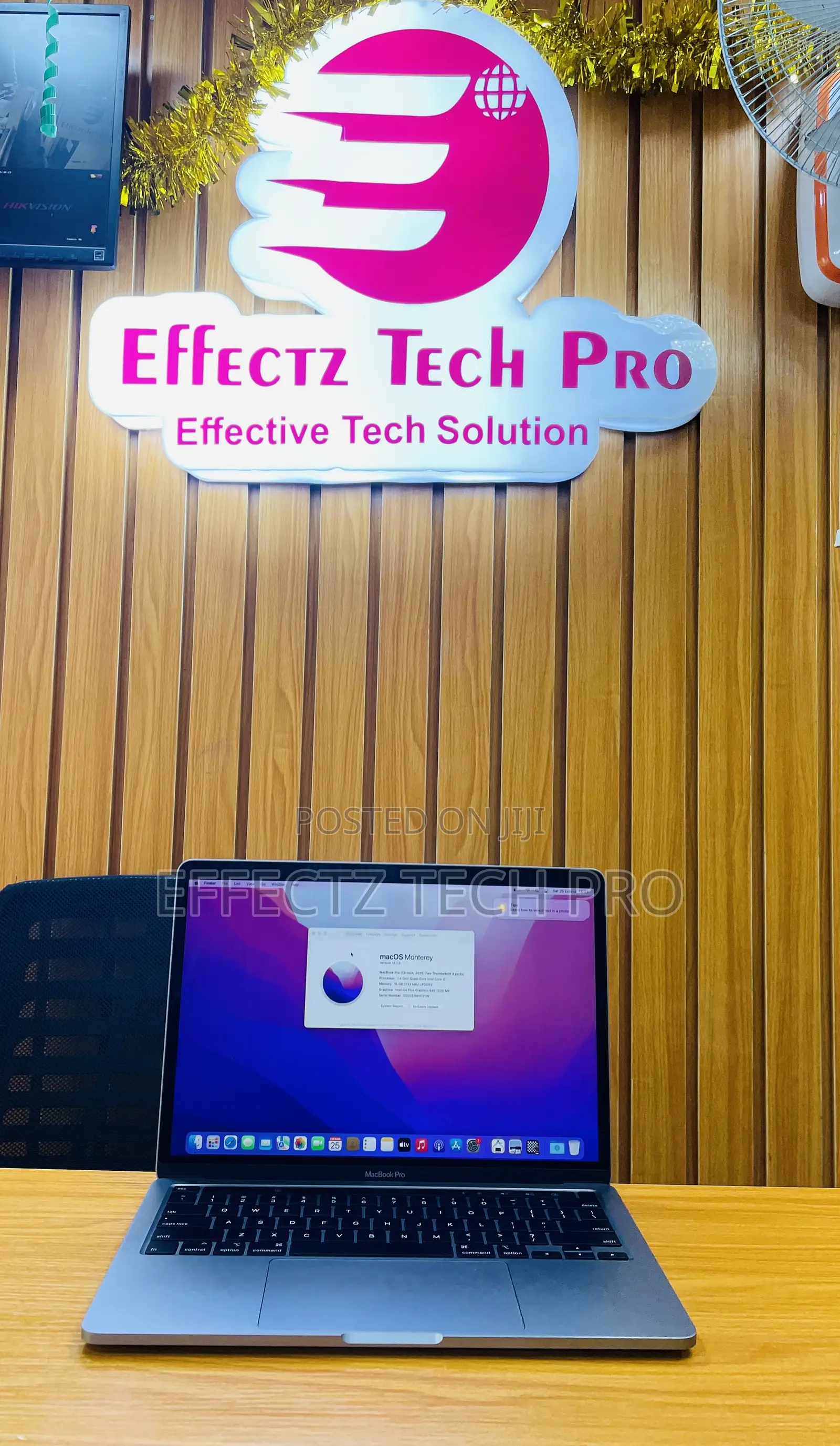Laptop Apple MacBook Pro 2020 16GB Intel Core i5 SSD 512GB