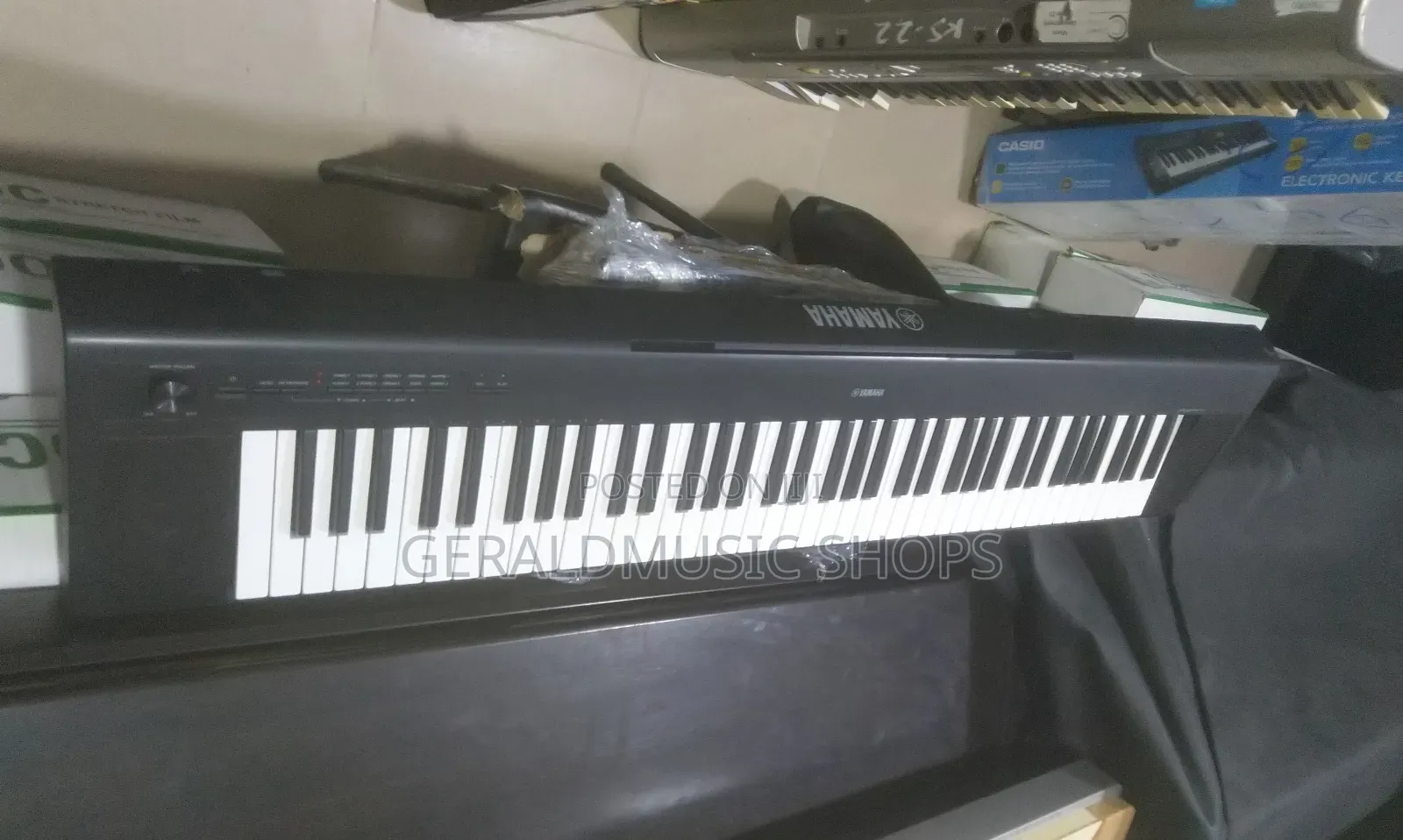 Uk Used Yamaha Piaggero Np-32