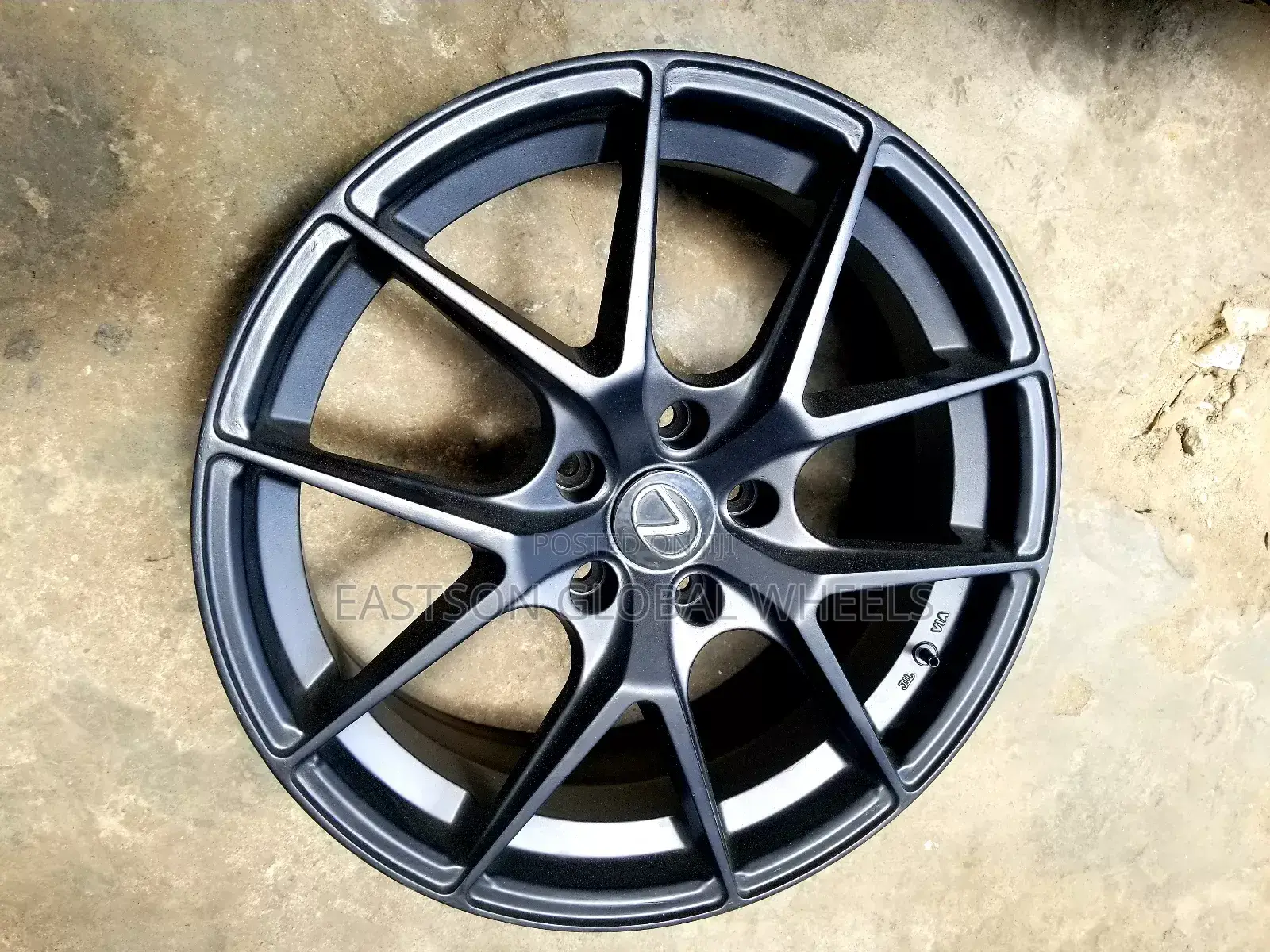 17 Inch Matt Black Alloyed Wheels for Mercedeces Benz/Toyota