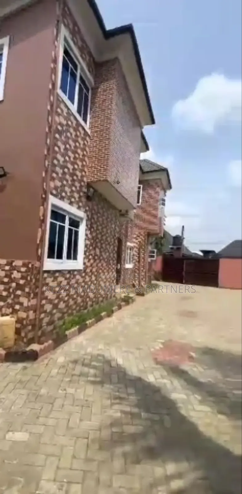 4bdrm Duplex in Off Eastwest Rd , By, Port-Harcourt for sale