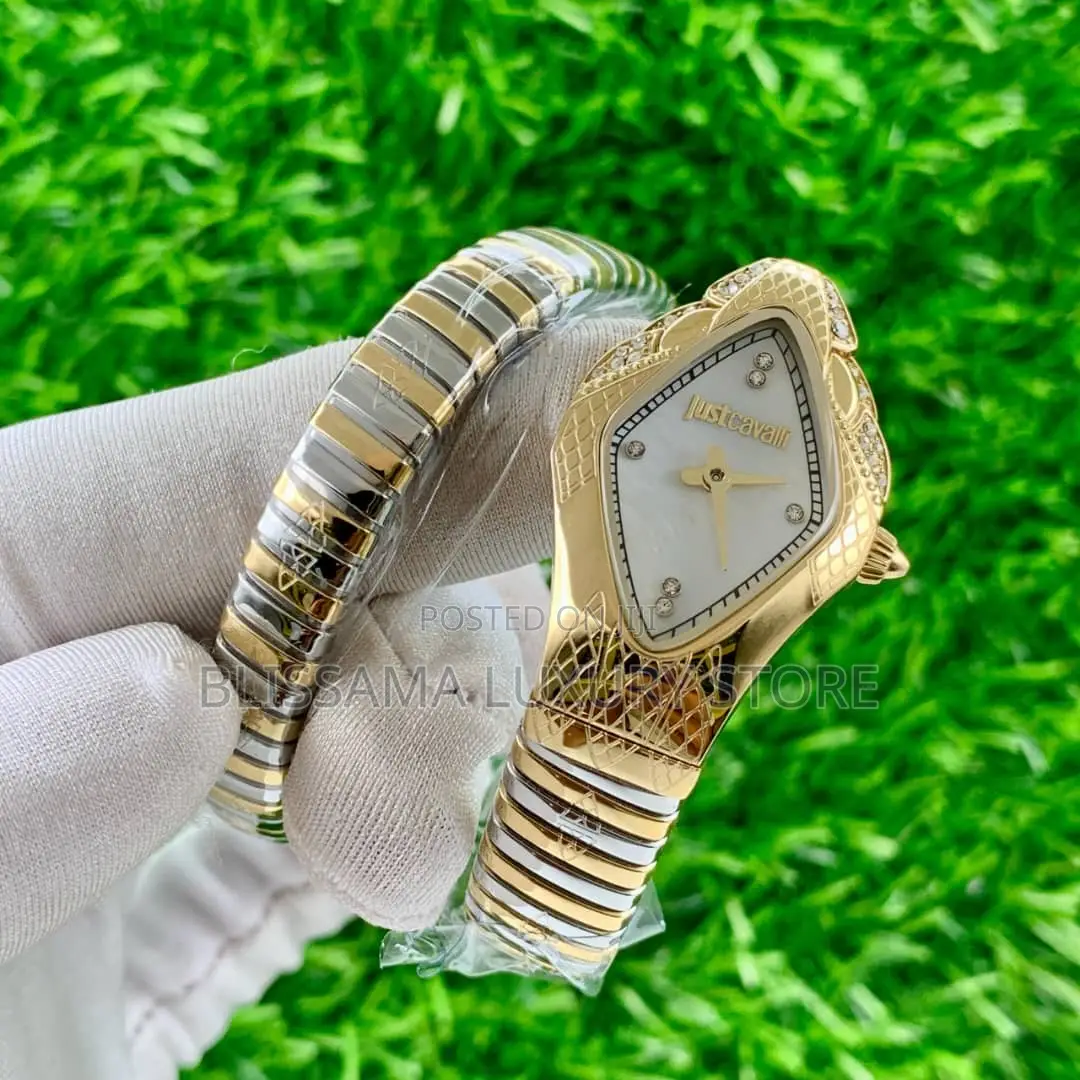 Just Cavalli Female Chain Strap Wristwatches