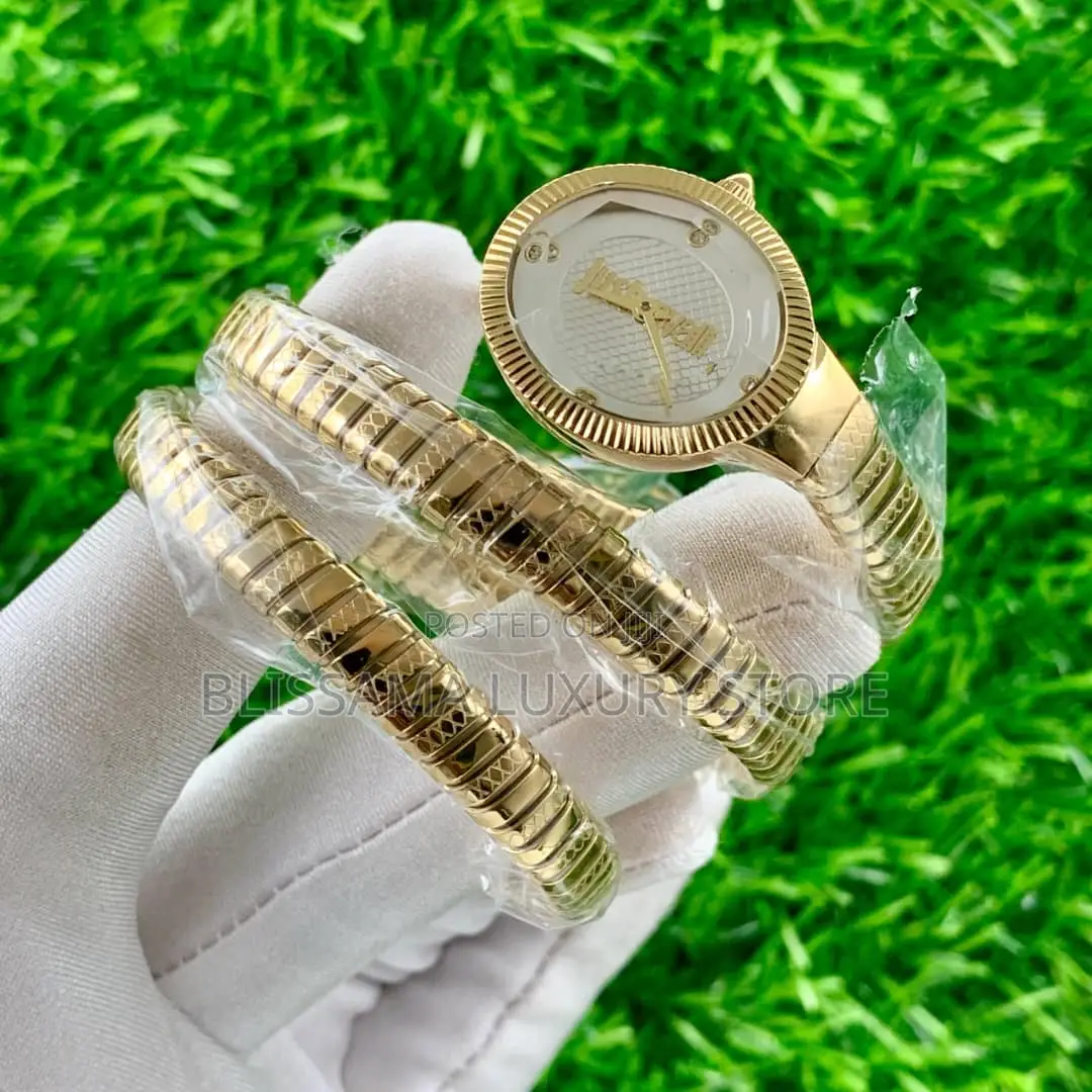 Just Cavalli Female Chain Strap Wristwatches