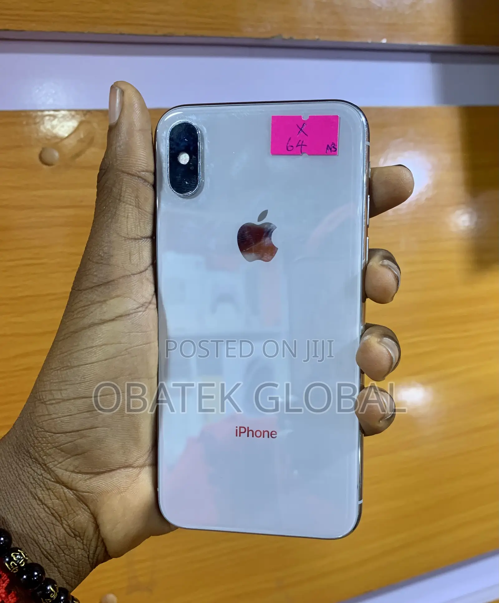 Apple iPhone X 64 GB White