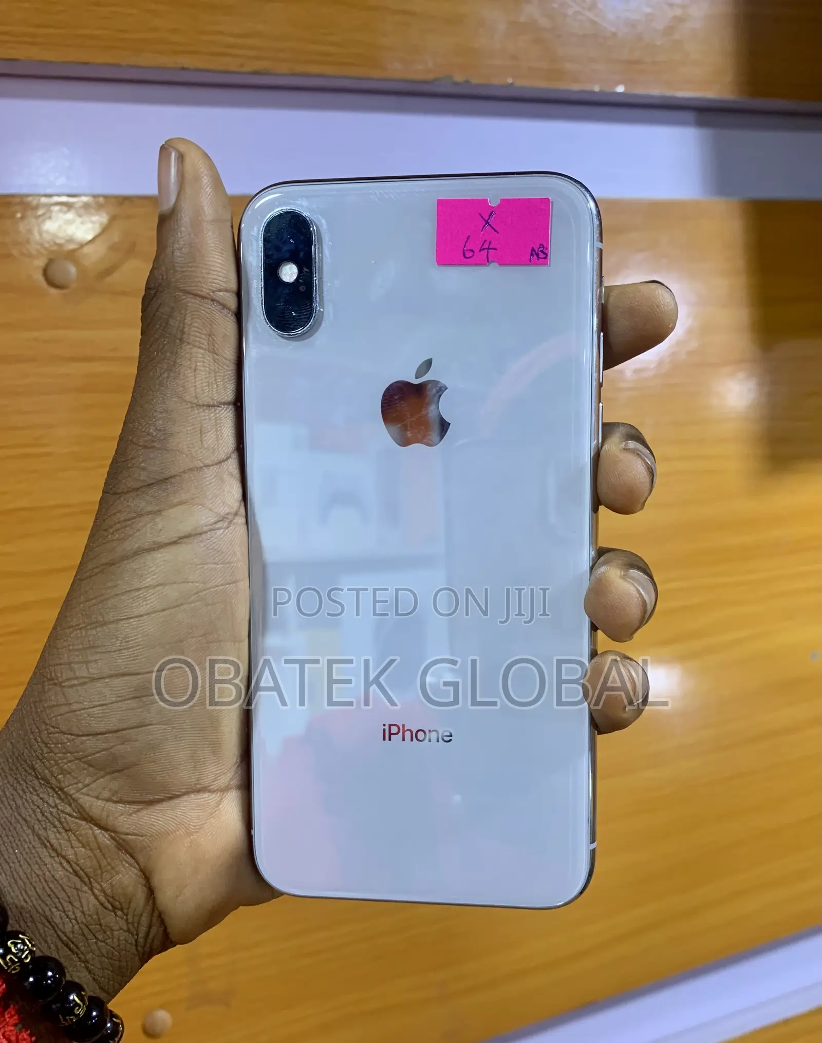 Apple iPhone X 64 GB White