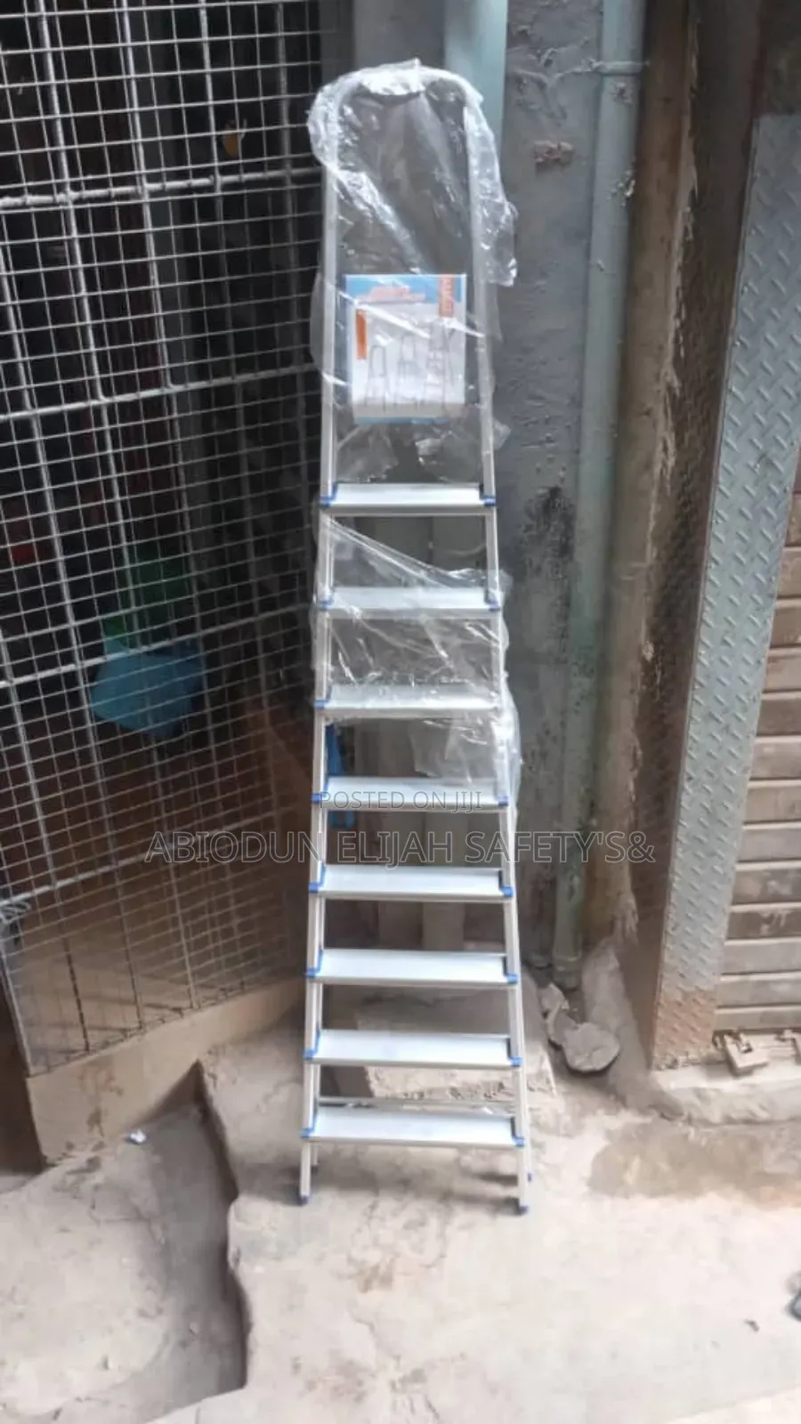 Original Quality a Sharp Ladder 9 Steps 2.5m