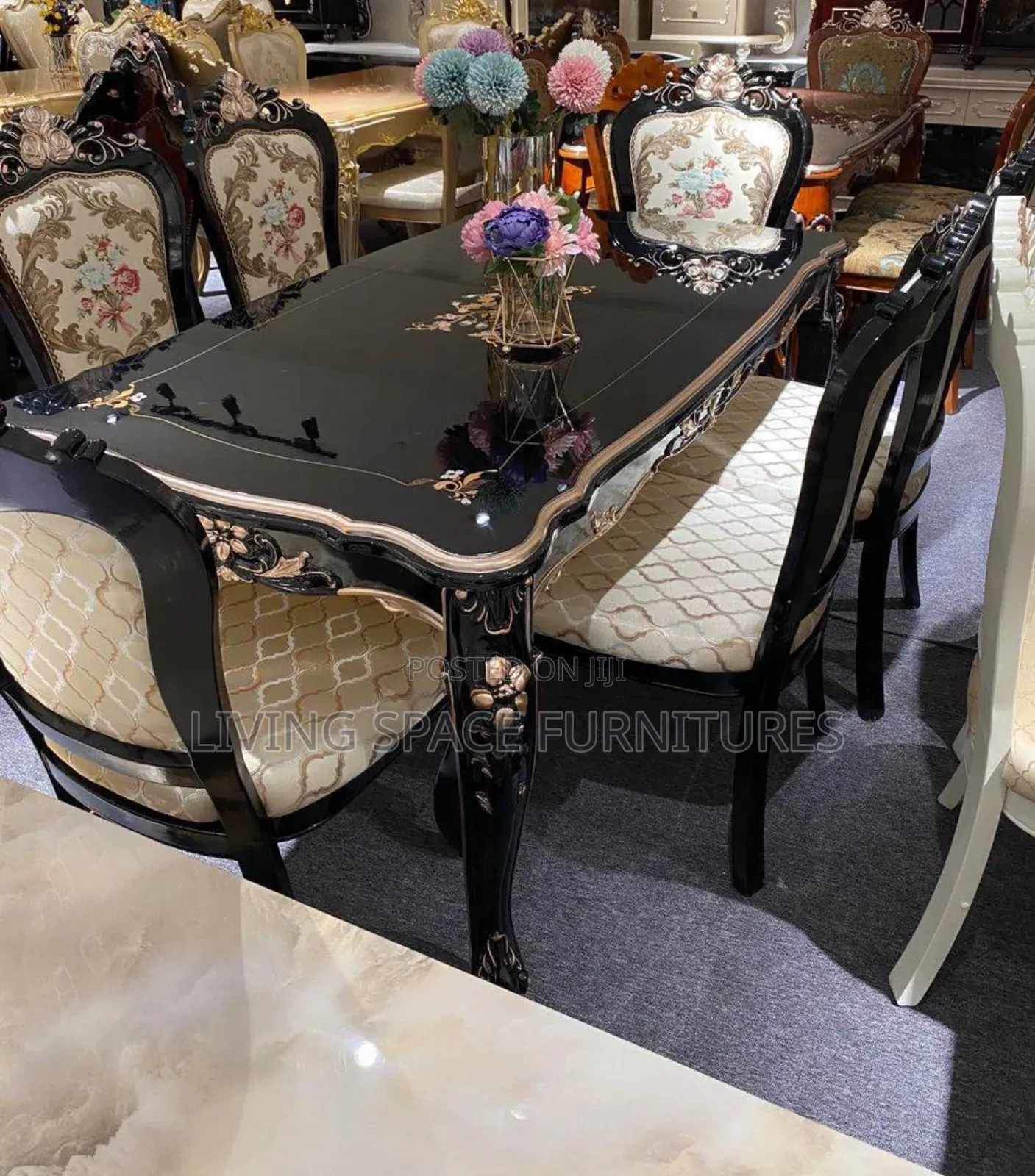 Royal Dining Table With 6 Solid Chairs