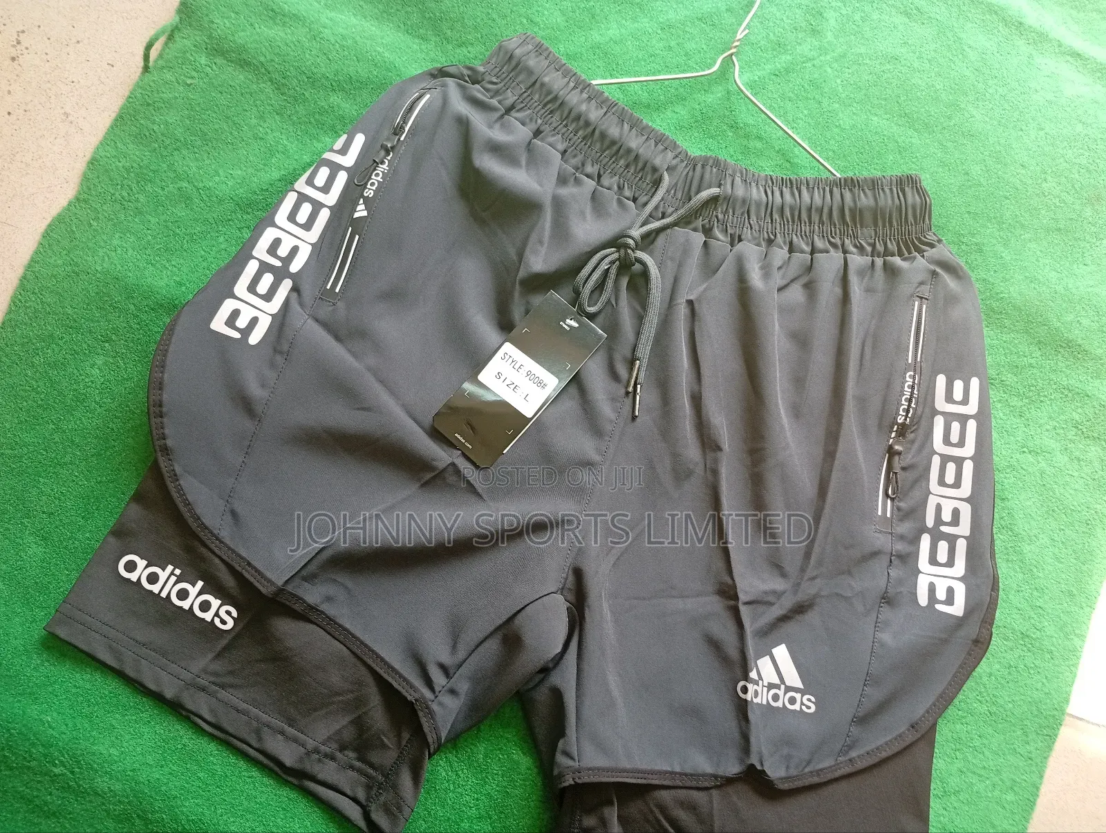 Sports Short With Inner Titte