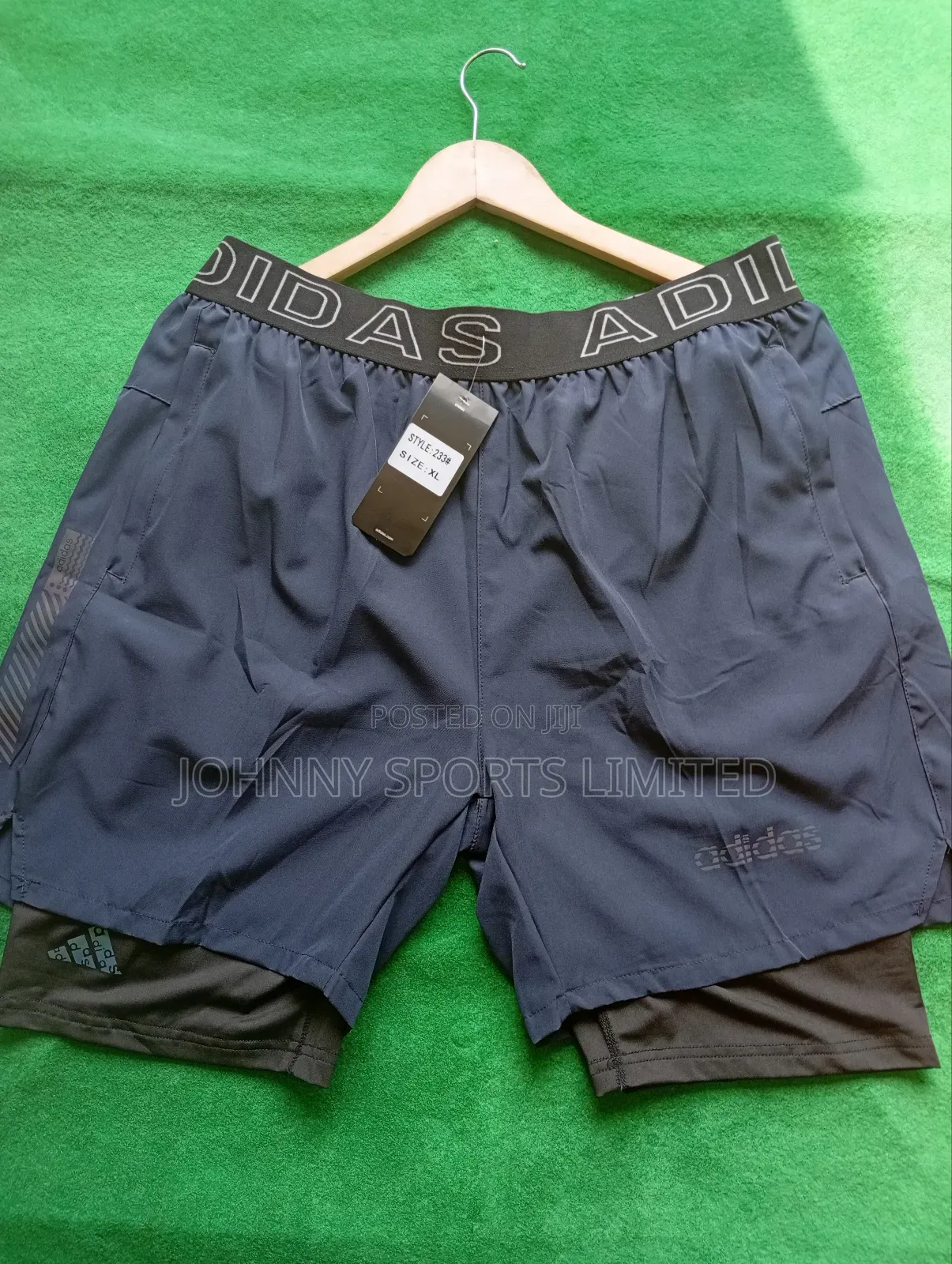 Sports Short With Inner Titte