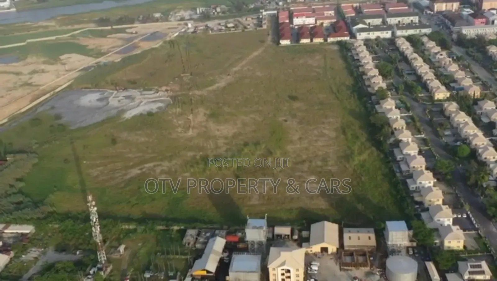 Land for Sale in Cheveron Drive Before Foreshore