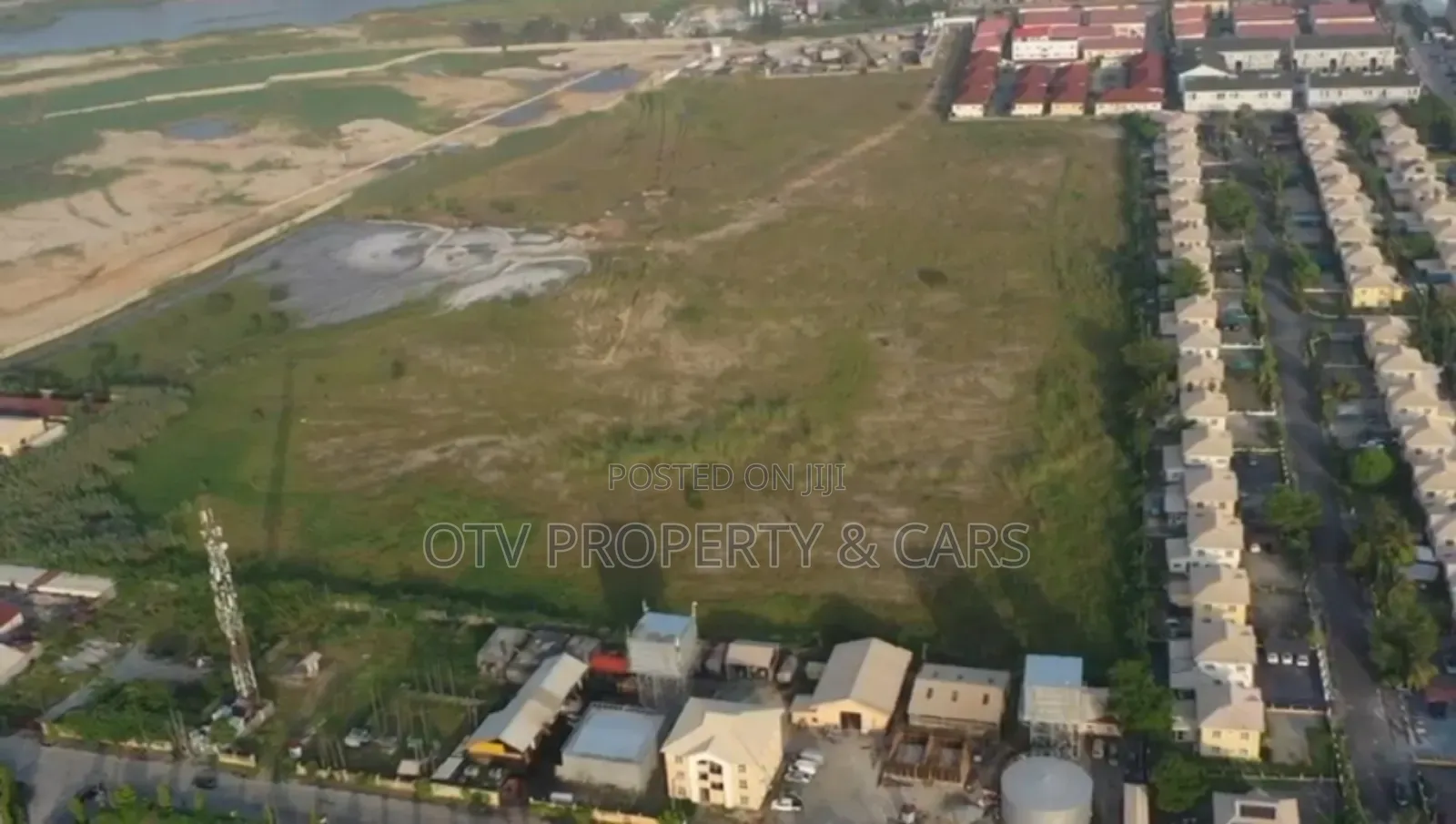 Land for Sale in Cheveron Drive Before Foreshore