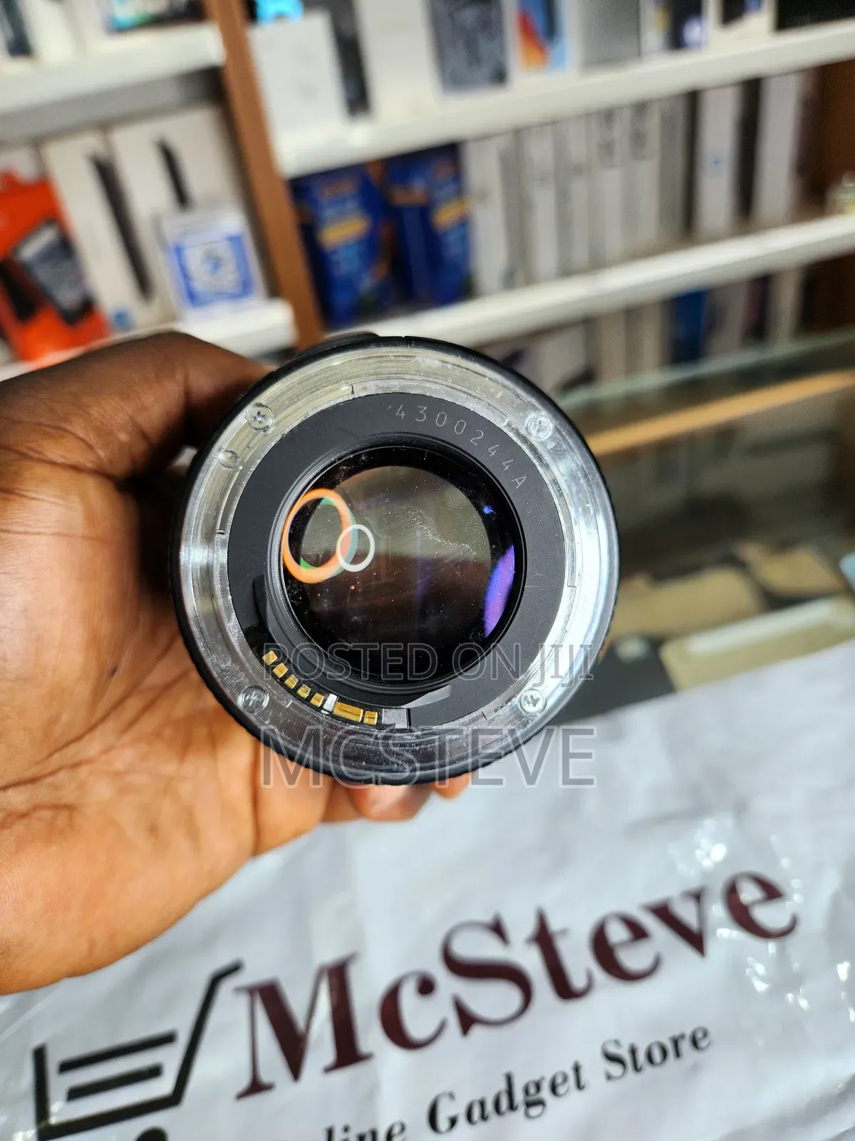 Canon Ef 85mm F/1.8 Ultrasonic Lens