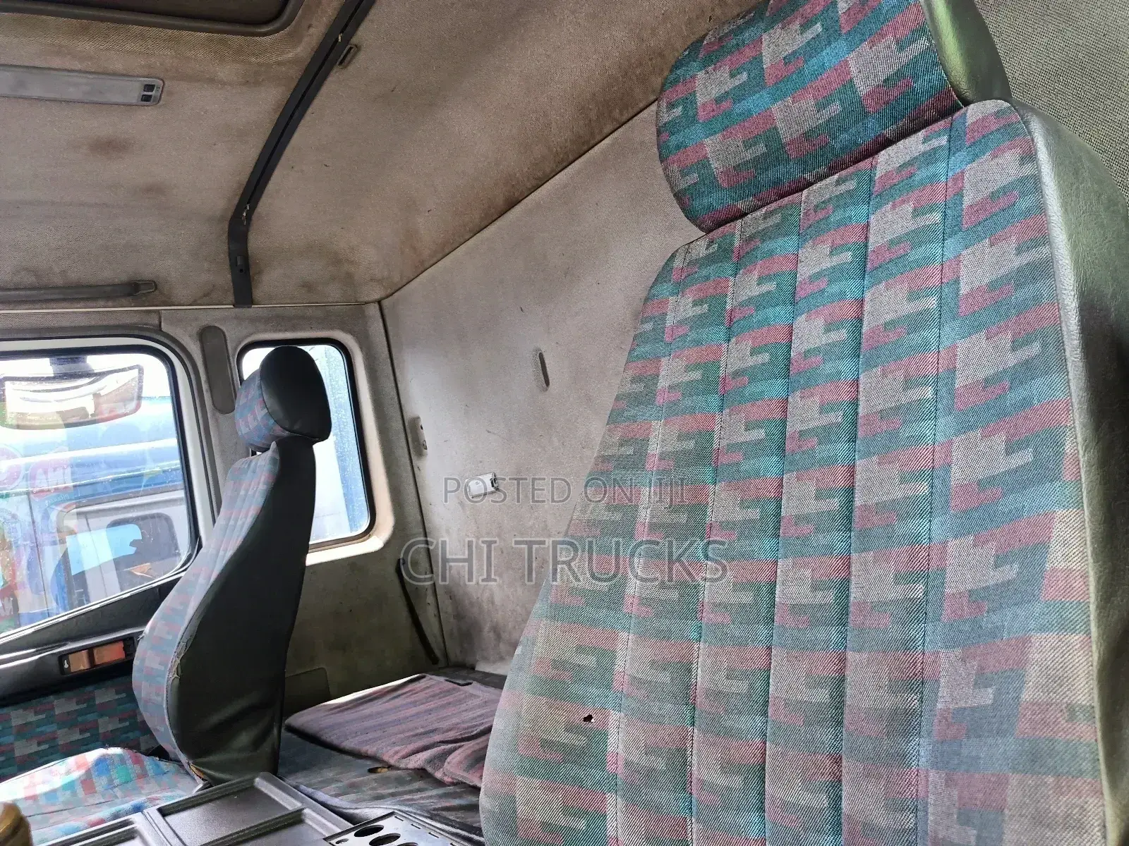 Mercedes Benz 1824 Refrigerator Truck