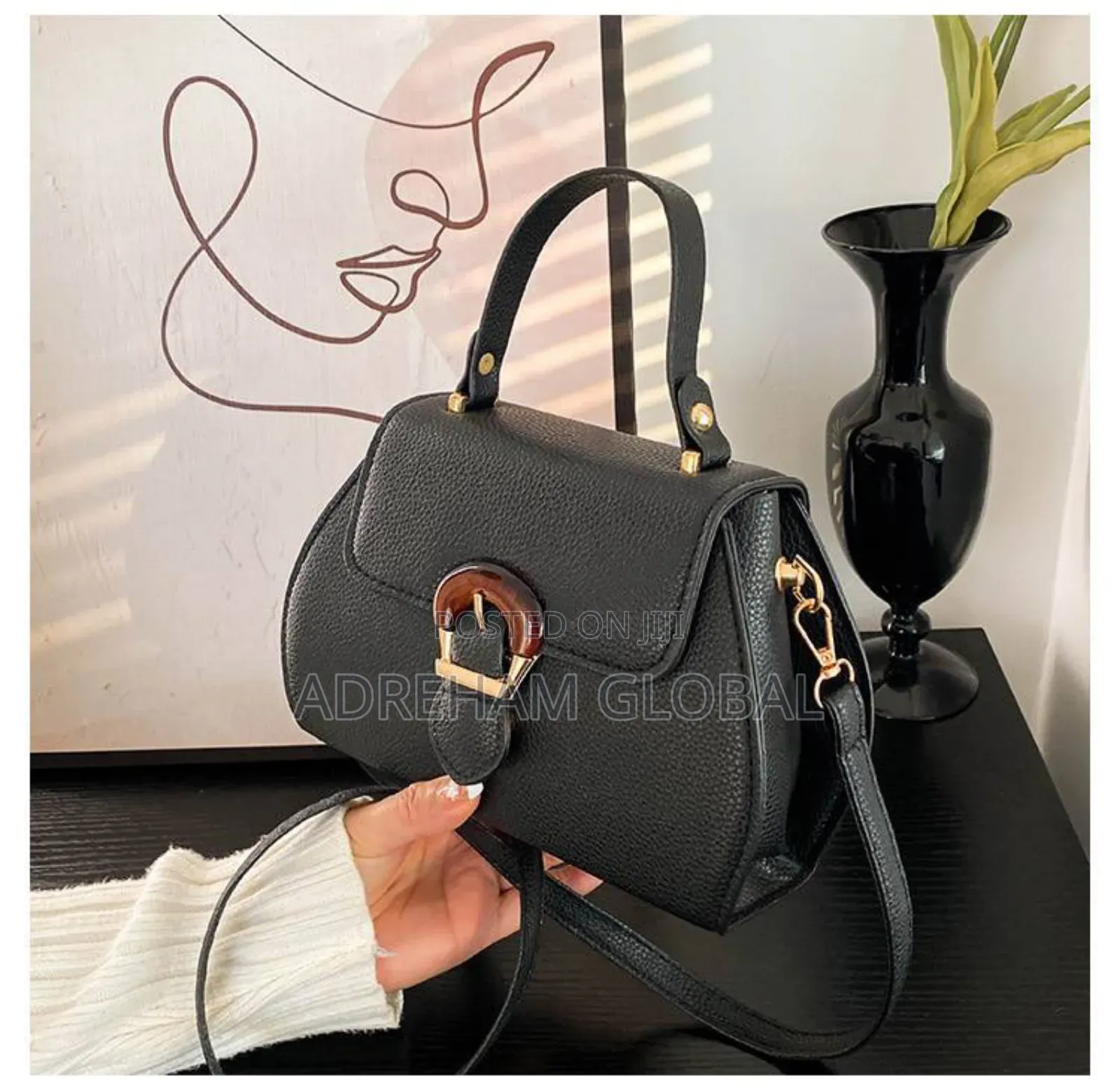 Meerac Hand and Cross Bag