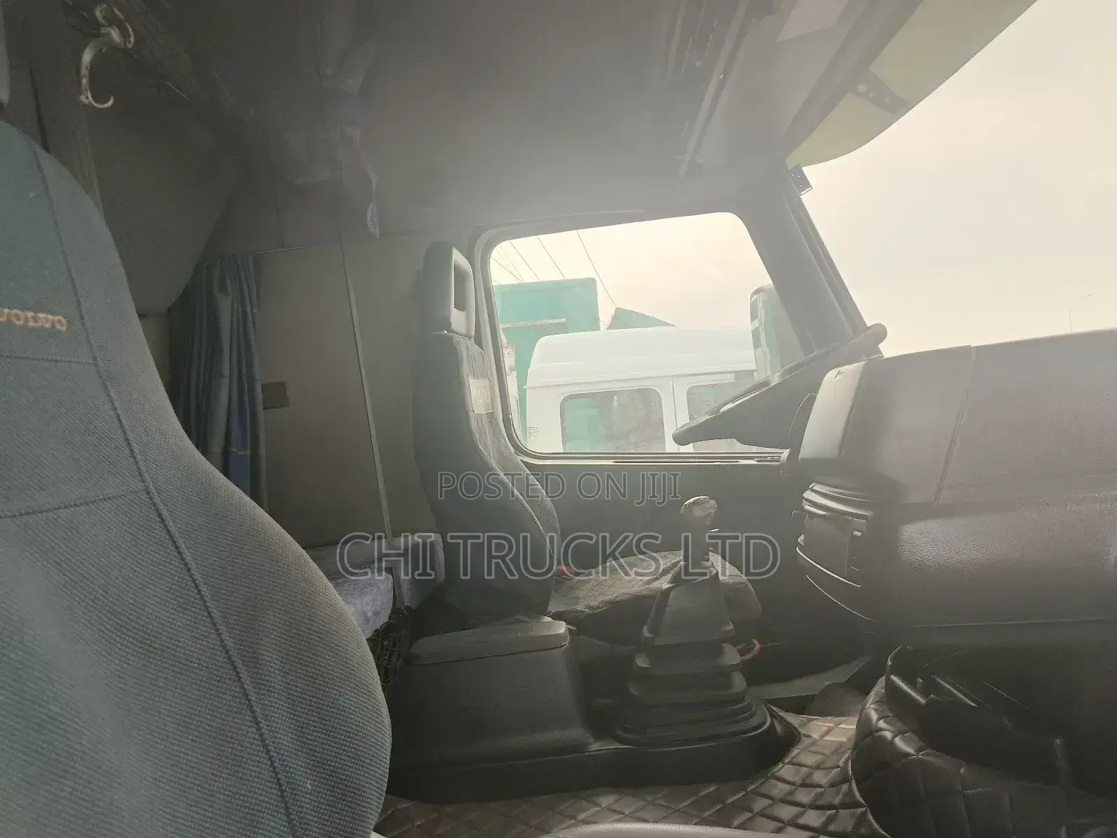 Volvo Fh12 Container Truck 8tyres 32ft Long