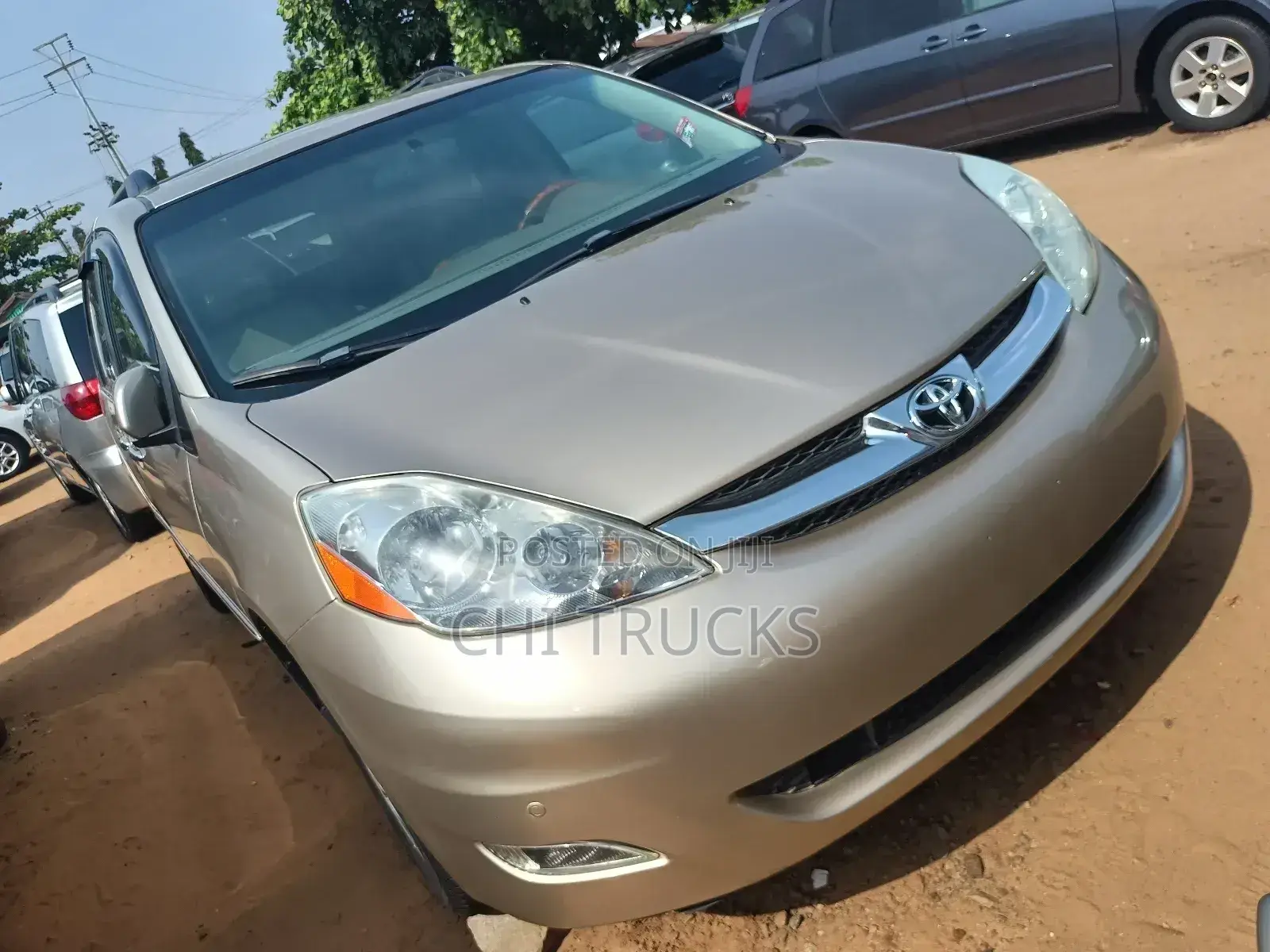 Toyota Sienna XLE Limited AWD 2006 Gold