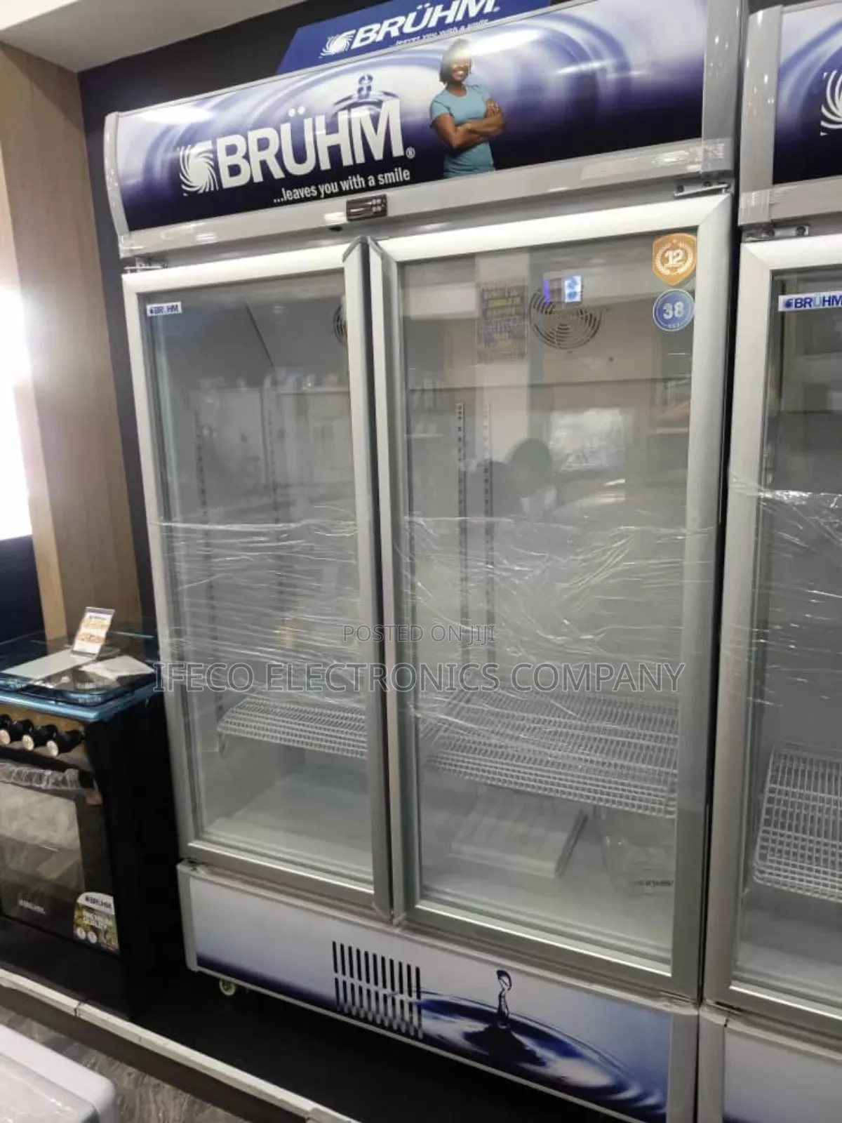 Show Glass Side By Side Bruhm