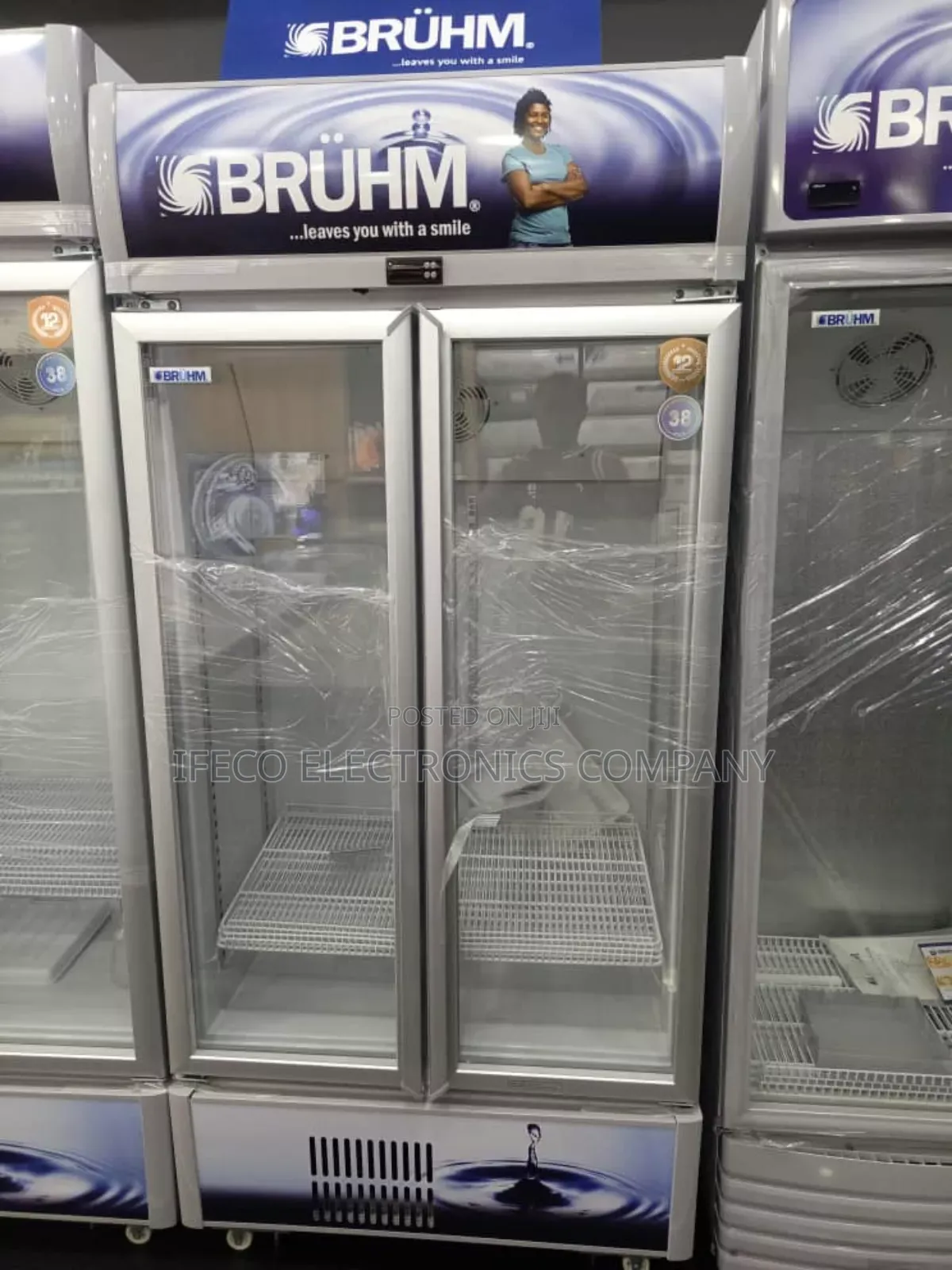 Show Glass Side By Side Bruhm