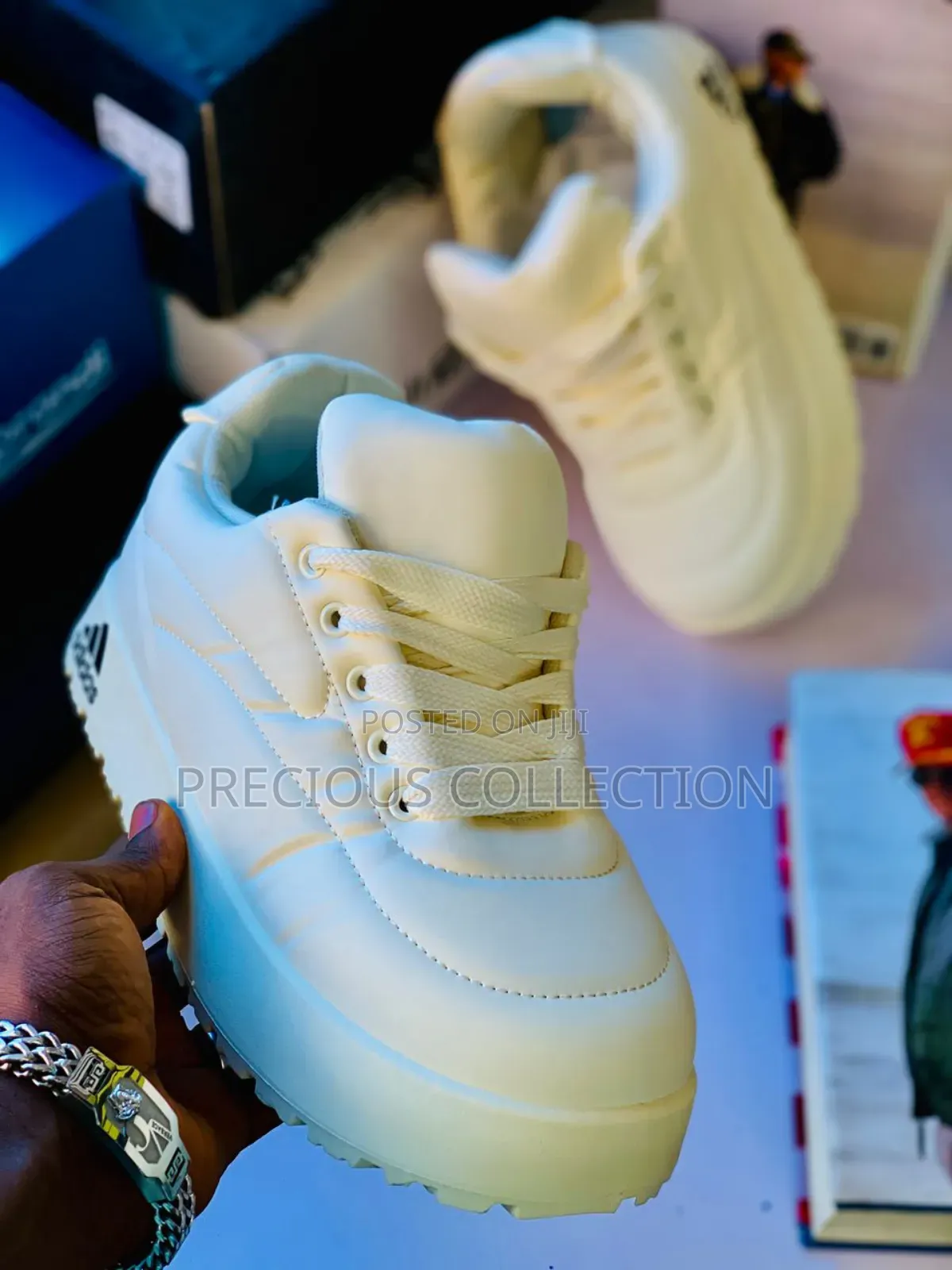 Luxury Adidas Unisex Lace Up Sneakers
