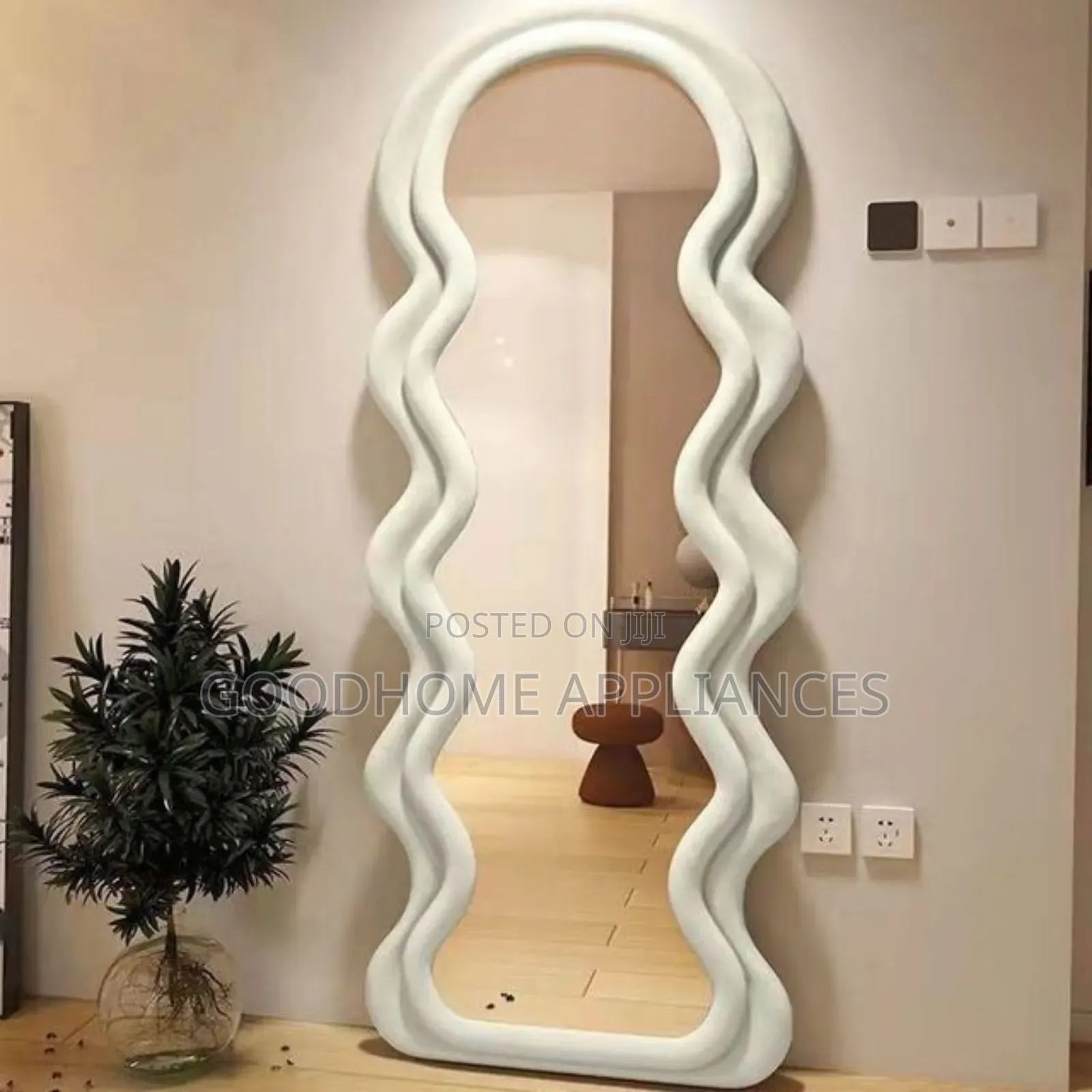 Wavy Mirror 110cm