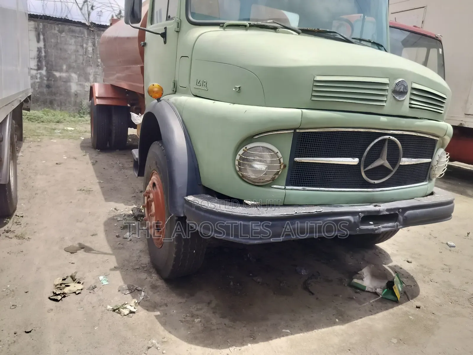 Mercedes Benz Water Tanker