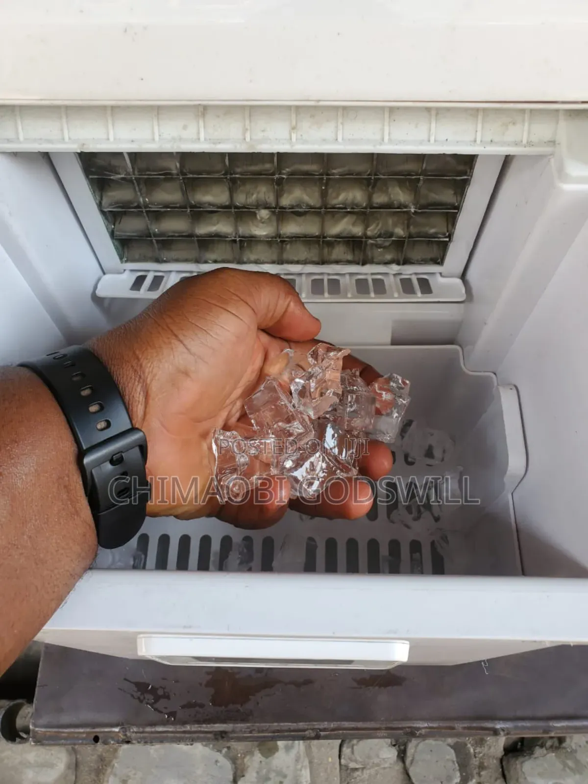 Industrial Ice Cube Maker