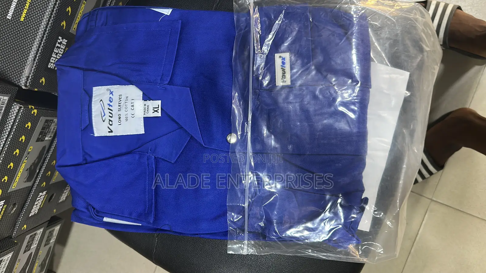 High Quality Vaulted Gown Coverall 100% Cotton
