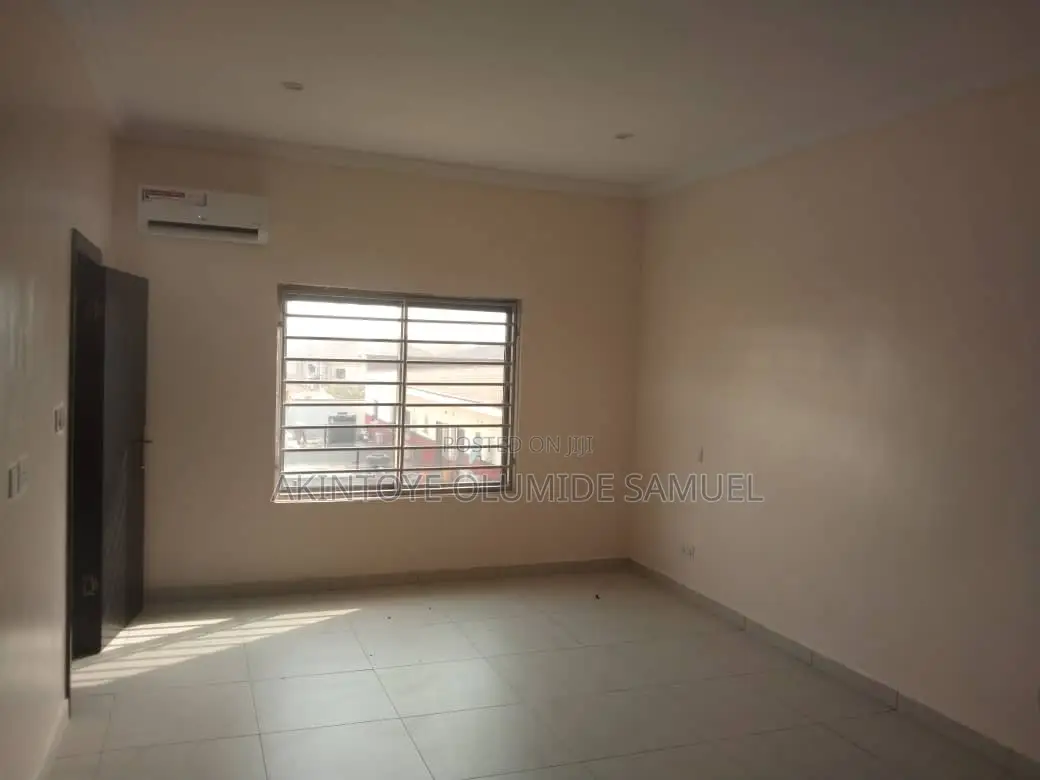 4bdrm Duplex in Ta Gardens Estate, Iseri for sale