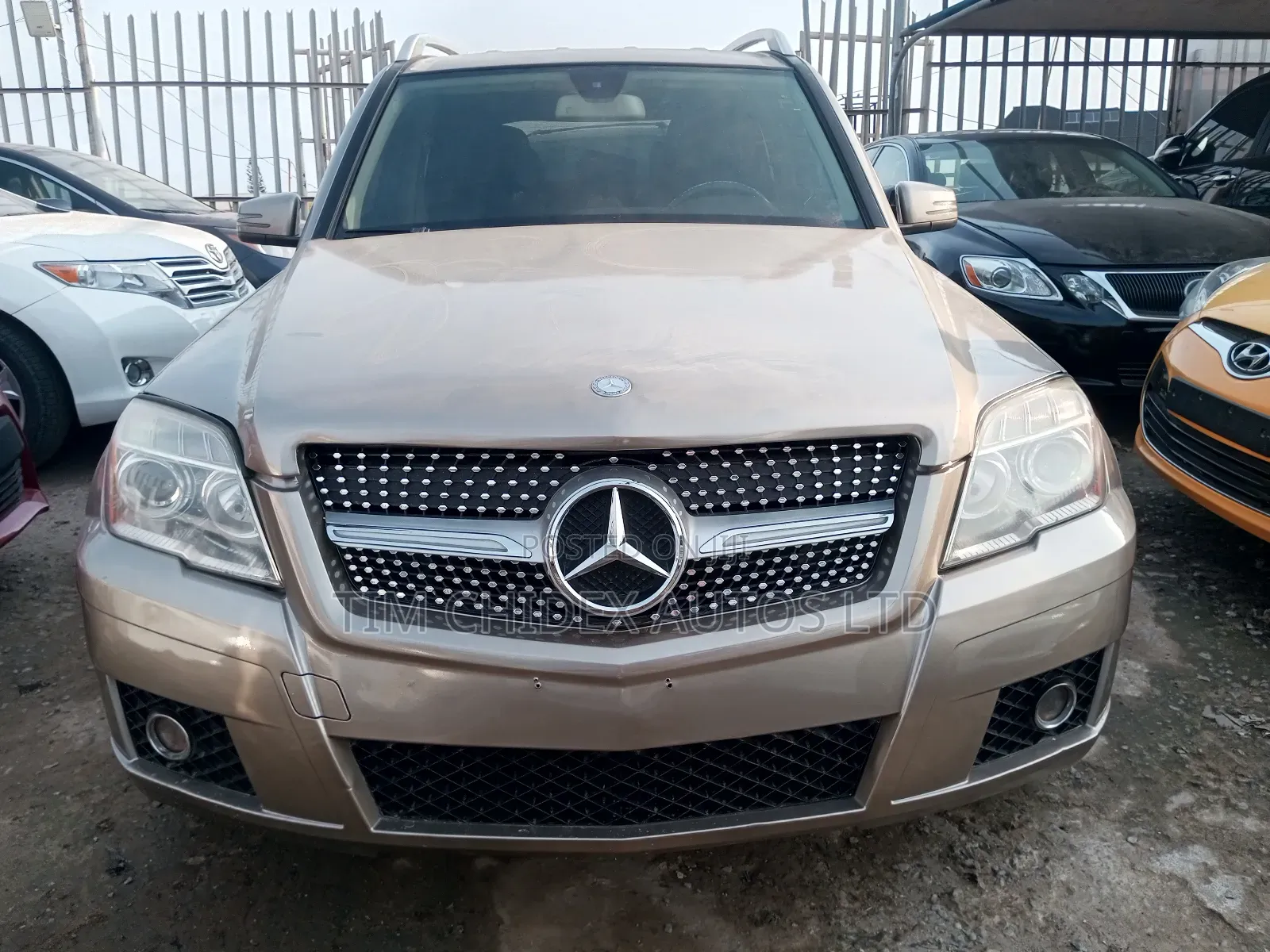 Mercedes-Benz GLK-Class 350 4MATIC 2010 Gold