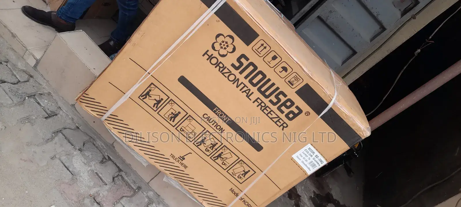 Brand New Snowsea 300litre Freezer