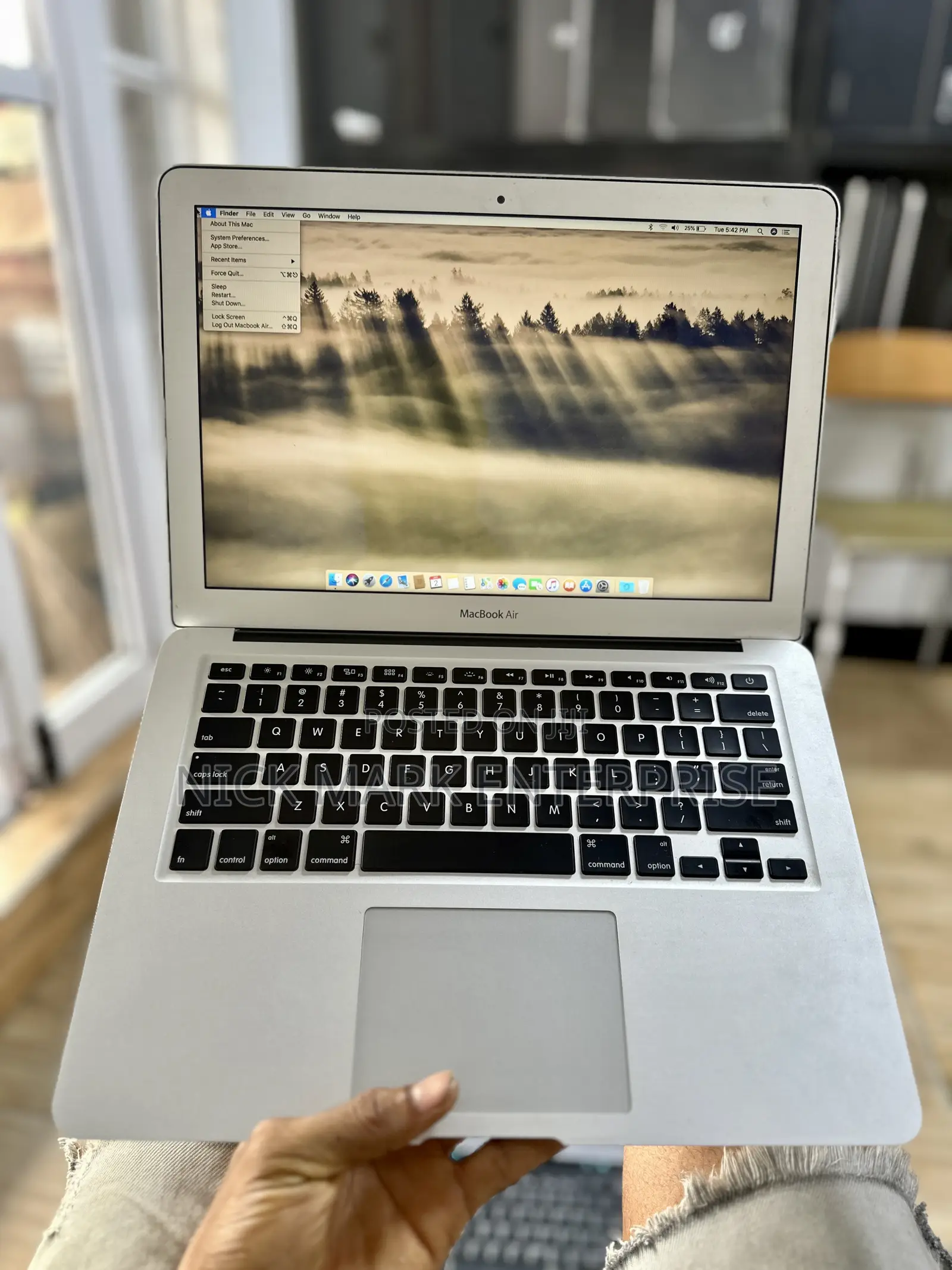 Laptop Apple MacBook Air 2011 4GB Intel Core i5 SSD 256GB