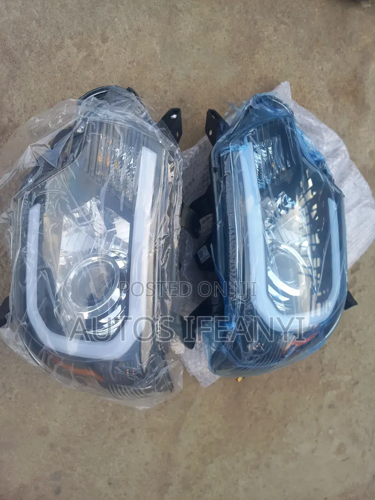 Headlight for Toyota Tacoma 2012_2014 Available