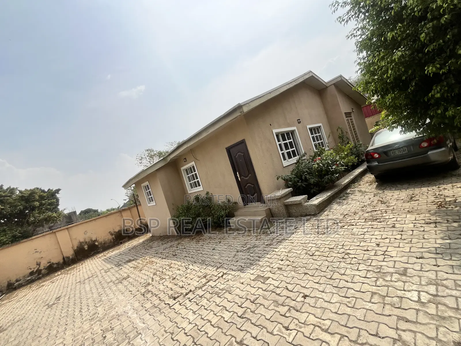 2bdrm Bungalow in Maitama for rent