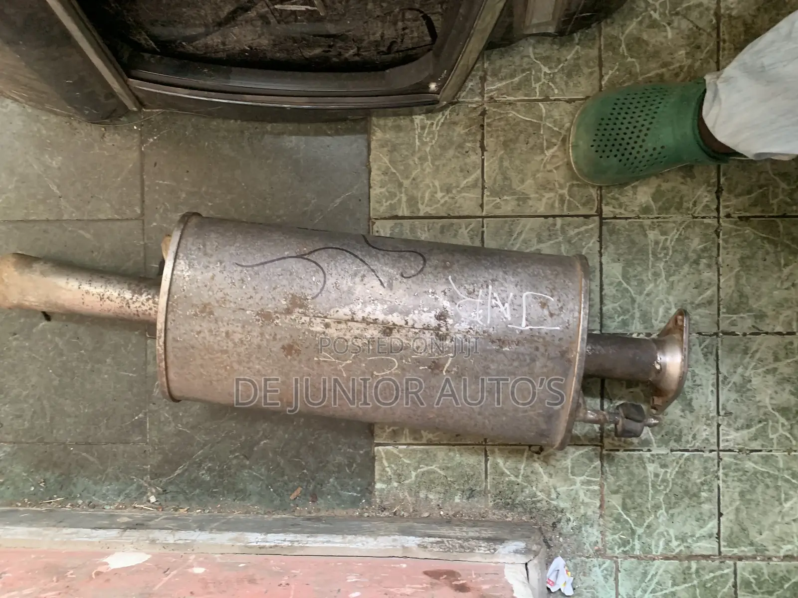 Exhauat Silencer Back Pot for Toyota Sienna 2002 Model