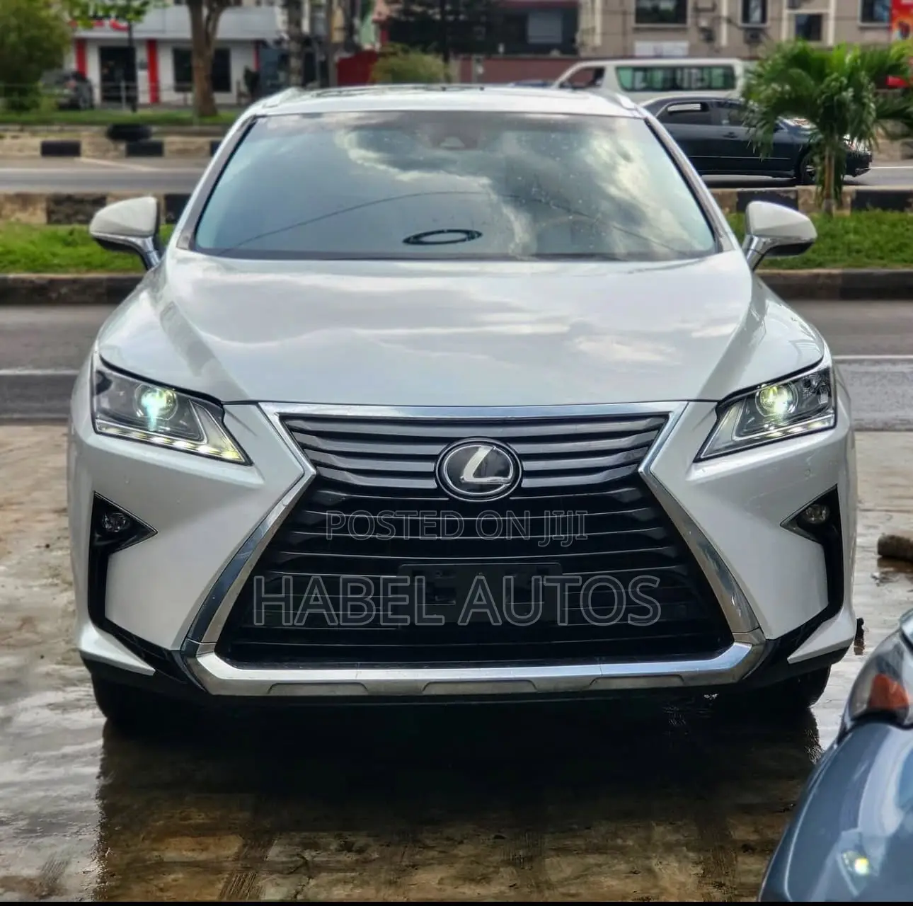 Lexus RX 350 FWD 2017 White